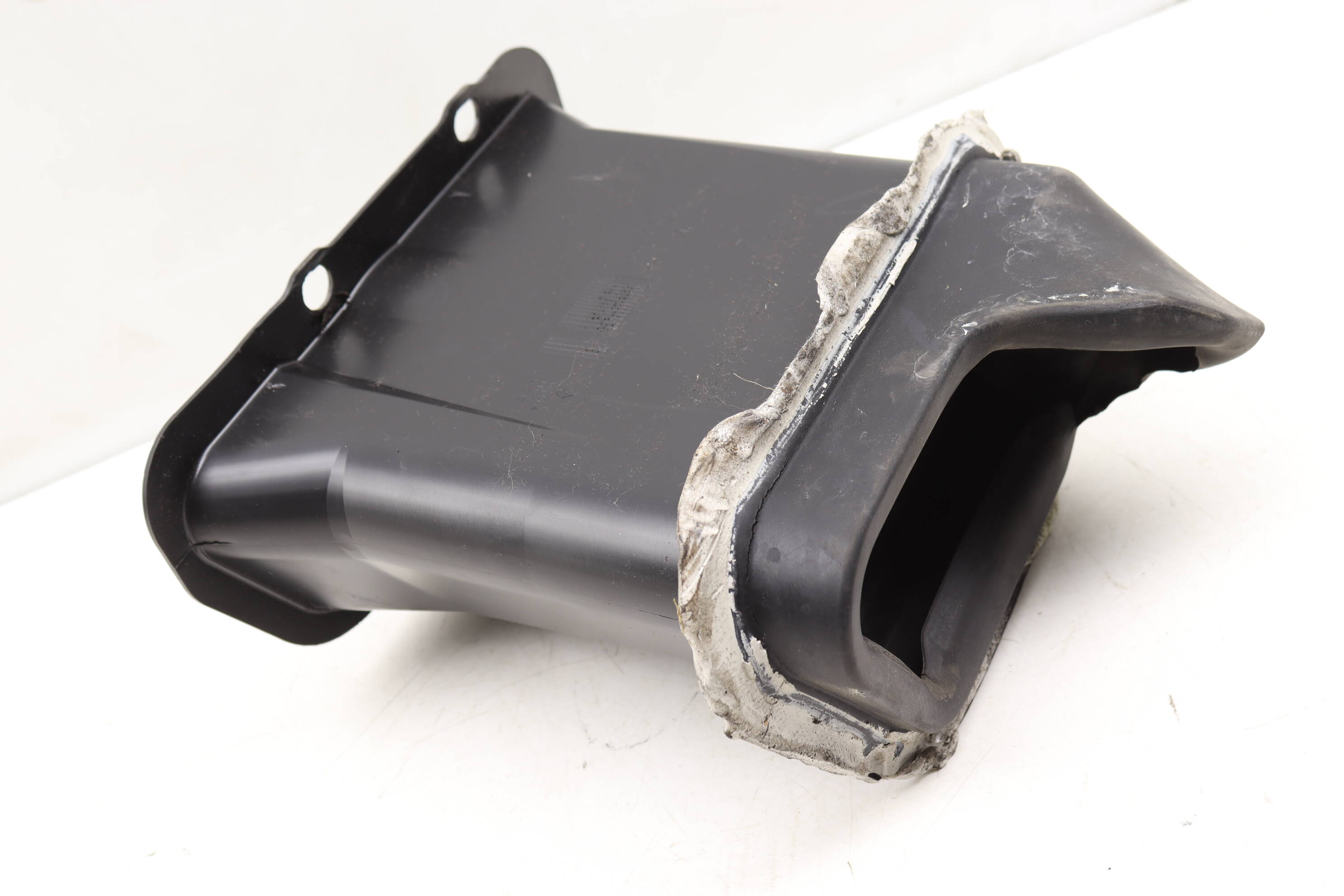 Engine Air Duct 98757565800