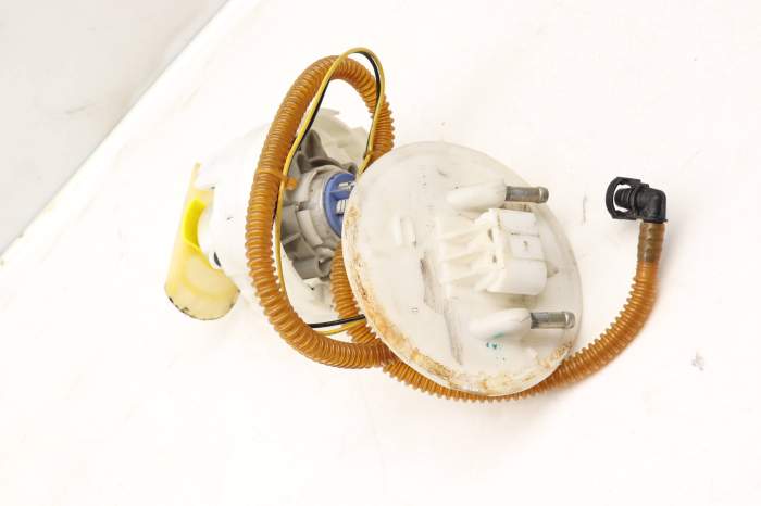 Fuel Pump Assembly 4B0906087P main product photo