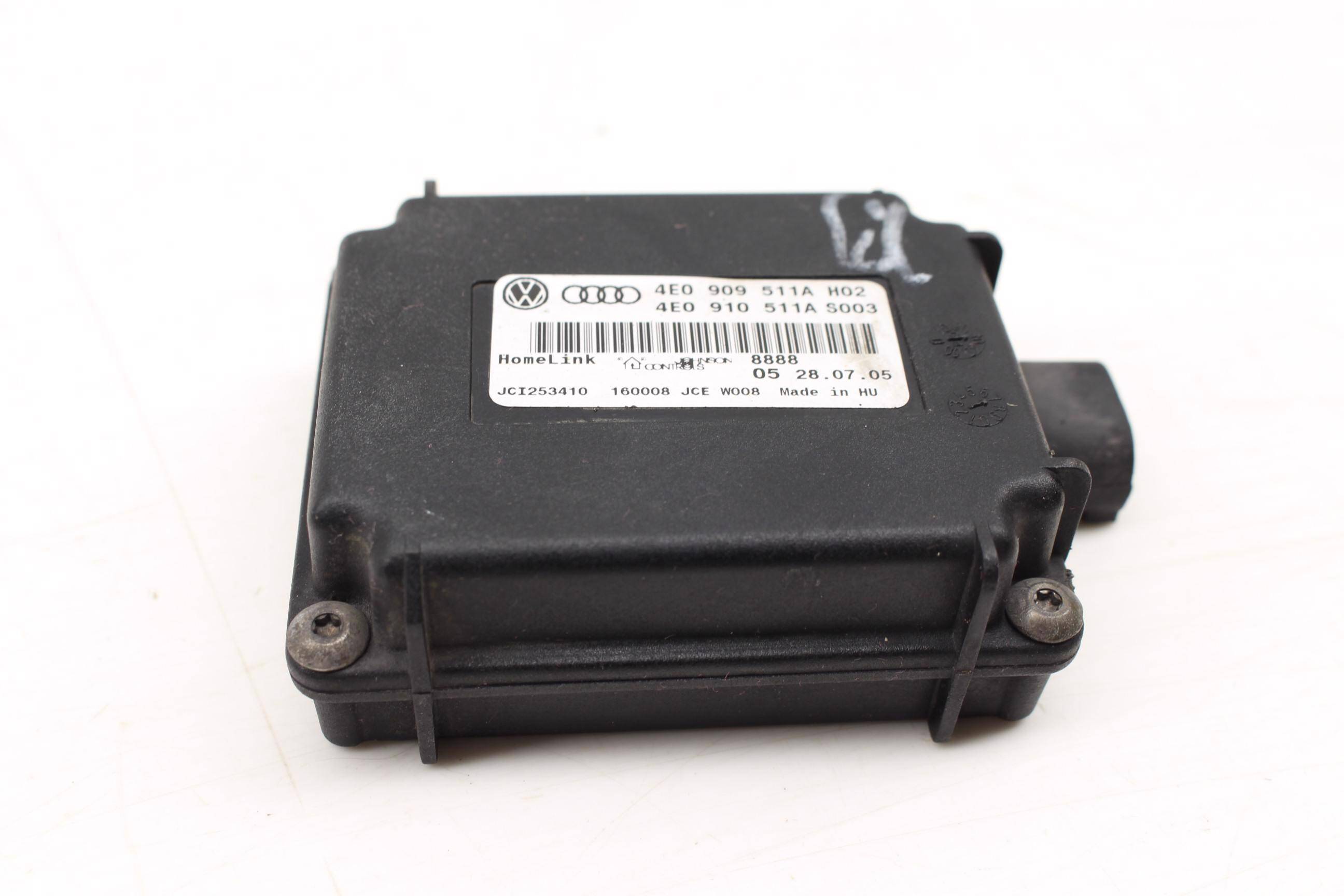 Homelink / Garage Door Control Module 4E0909511A