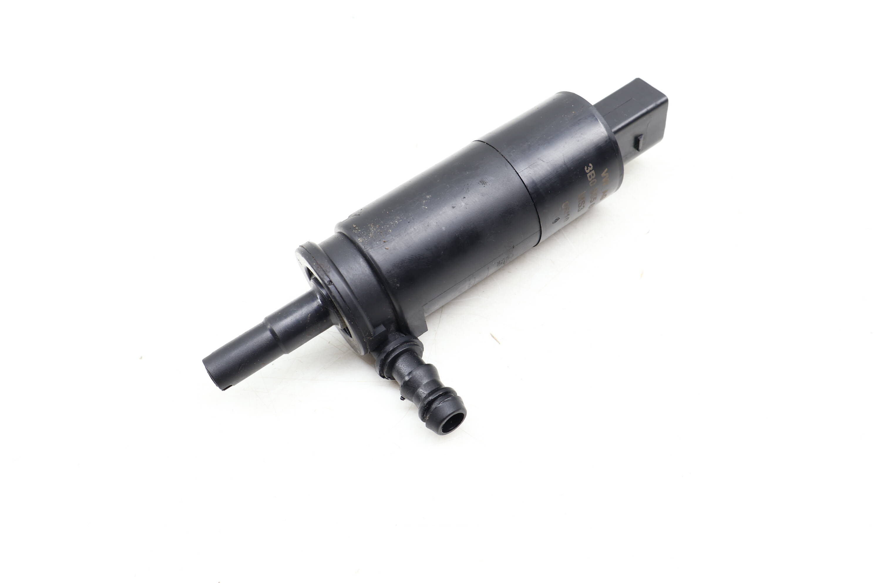 Headlight Washer Pump 3B0955681