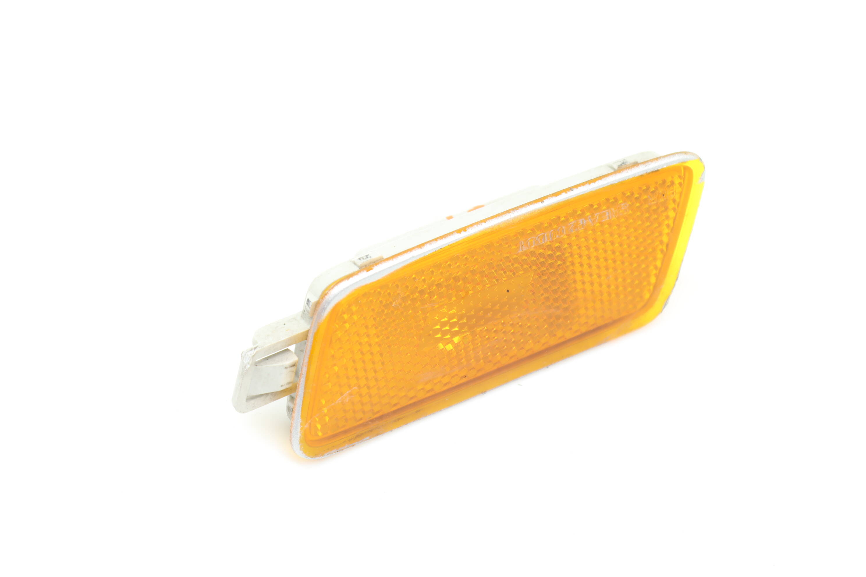 Audi Front Left Side Marker Light (A7 Quattro, RS7, S7) 4G8945071