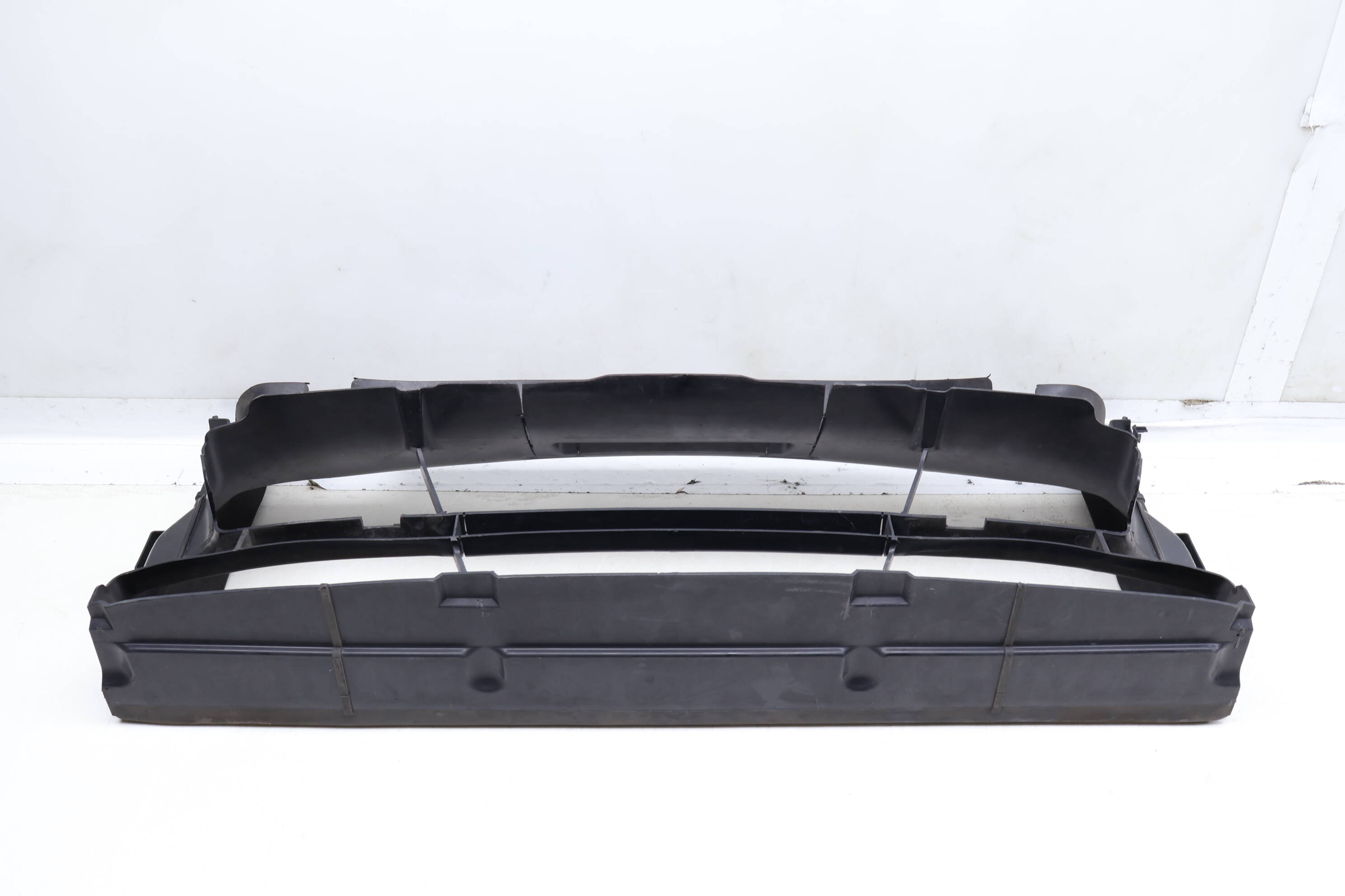 Radiator Air Duct / Guide (Lower) 51747255414