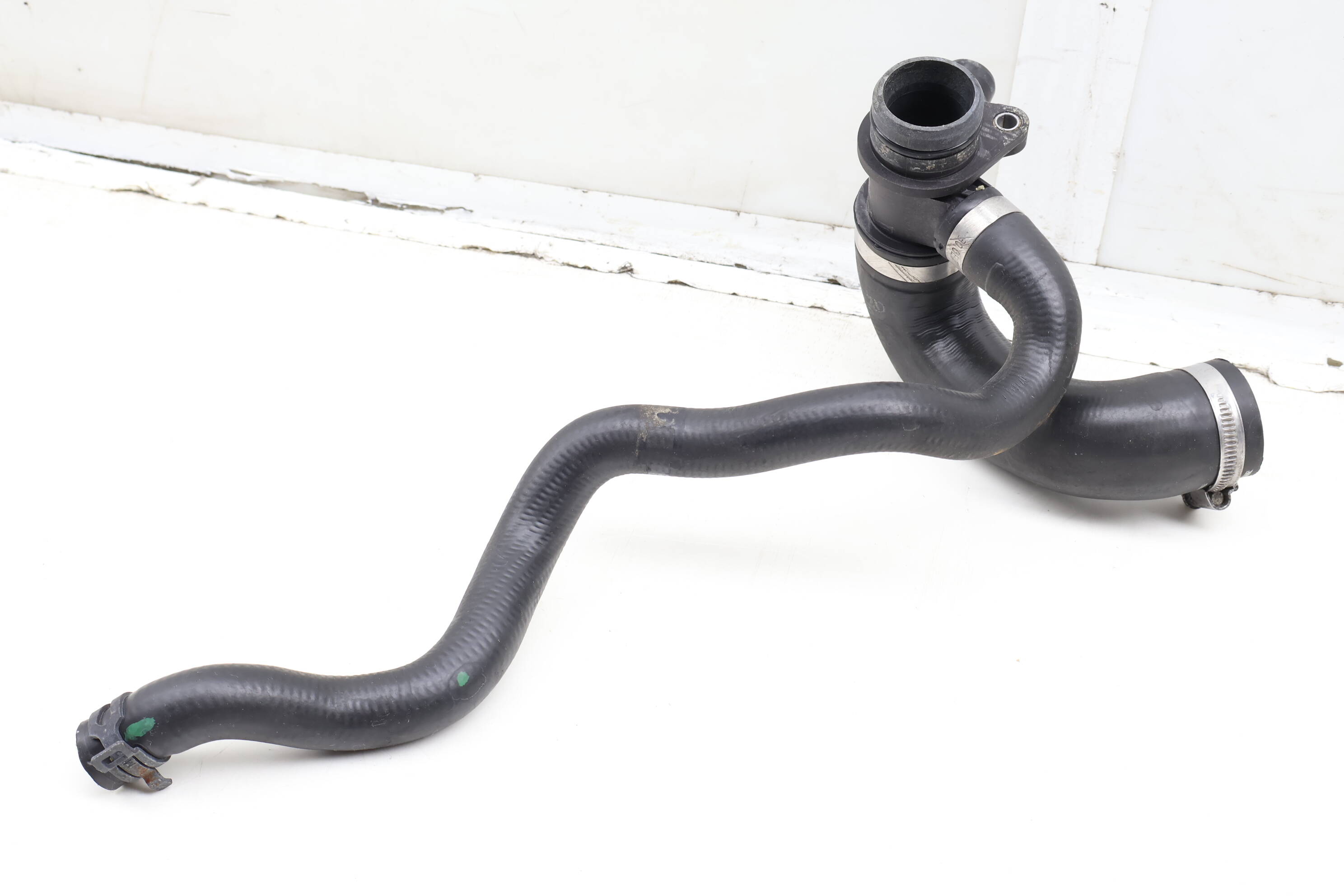 ファッションなデザイン BMW Coolant Hose / Line 11537639997 店舗用品