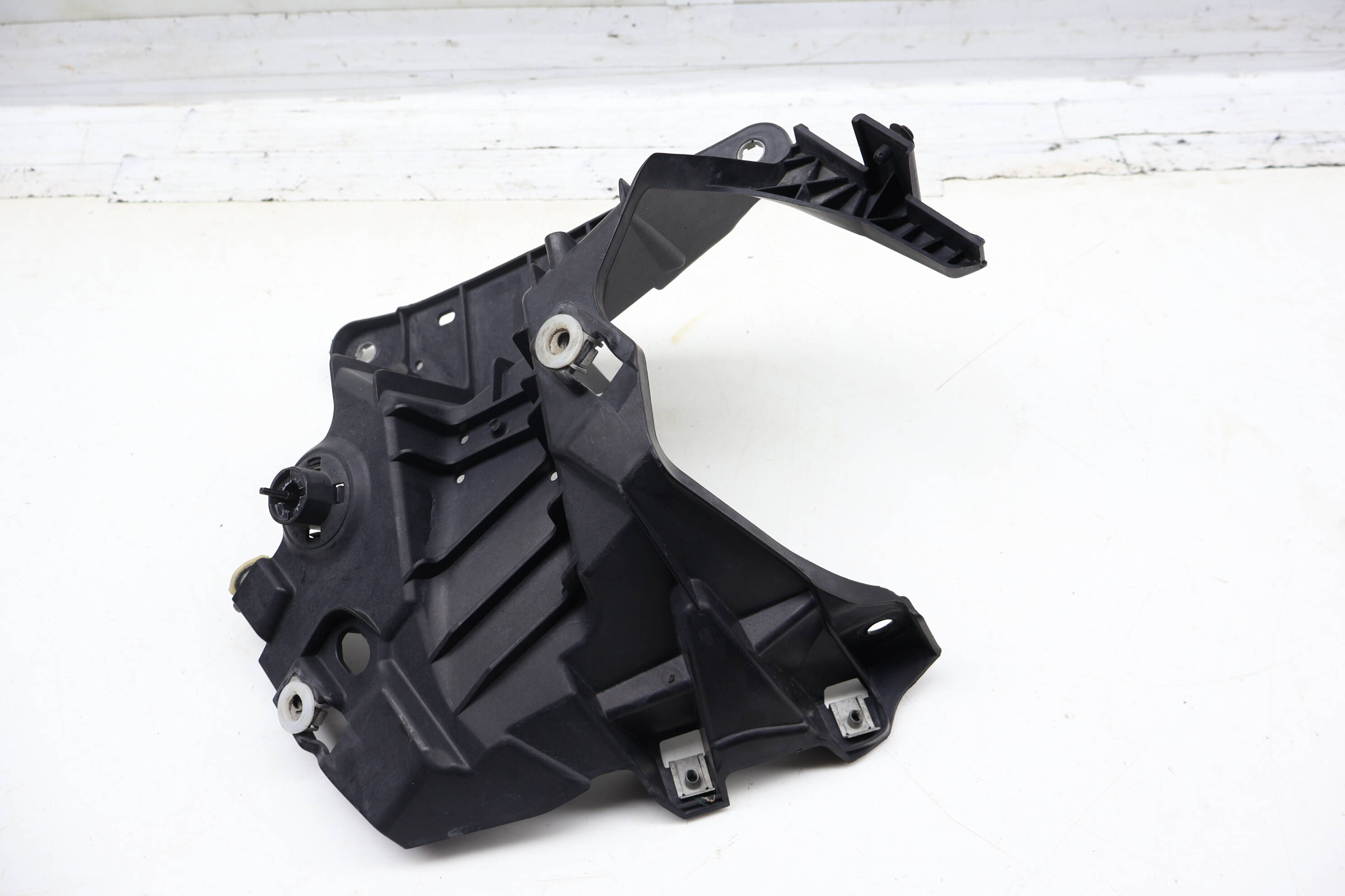 Fender Mount Bracket 51647294543
