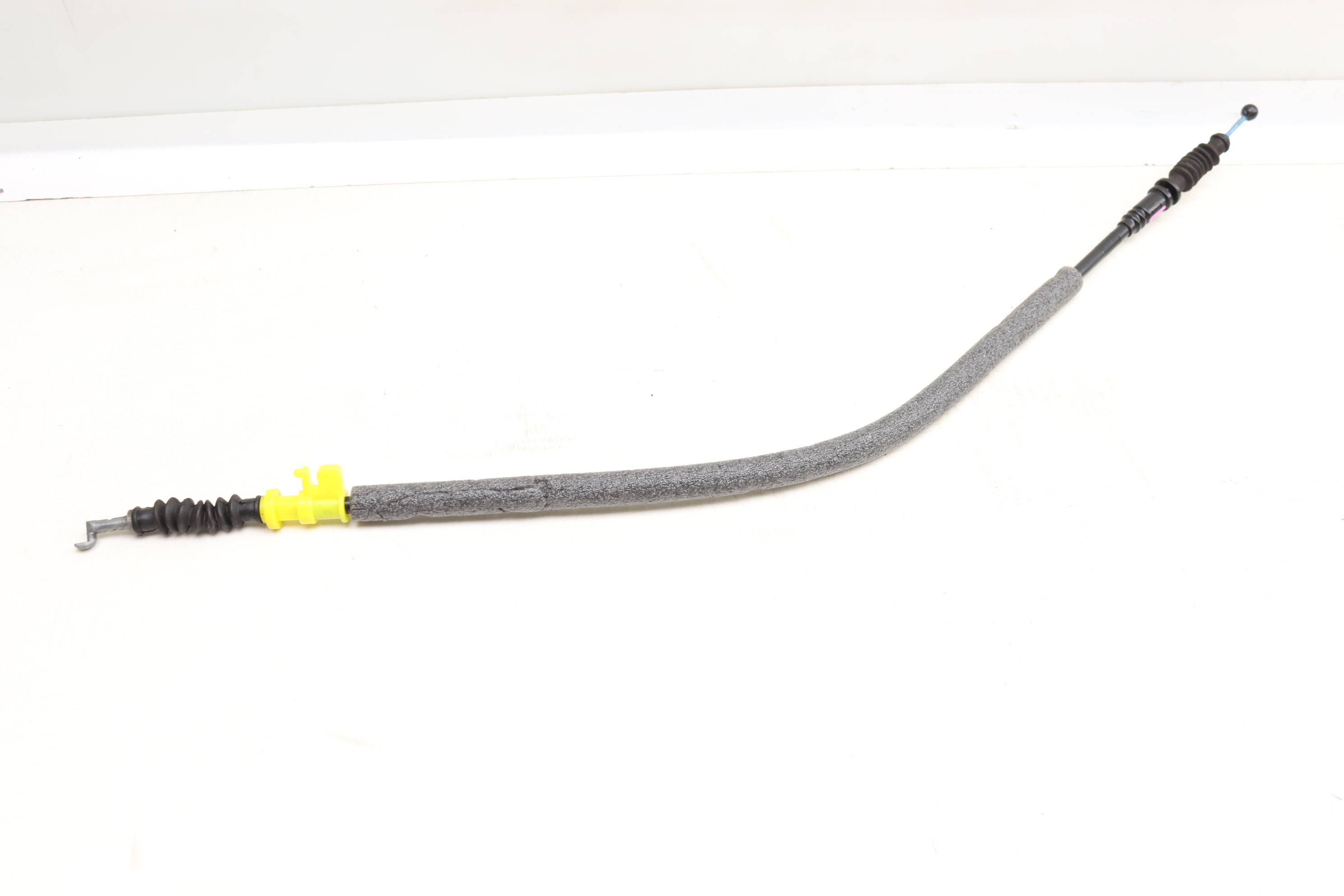 Exterior Door Handle Release / Bowden Cable 4H0837099