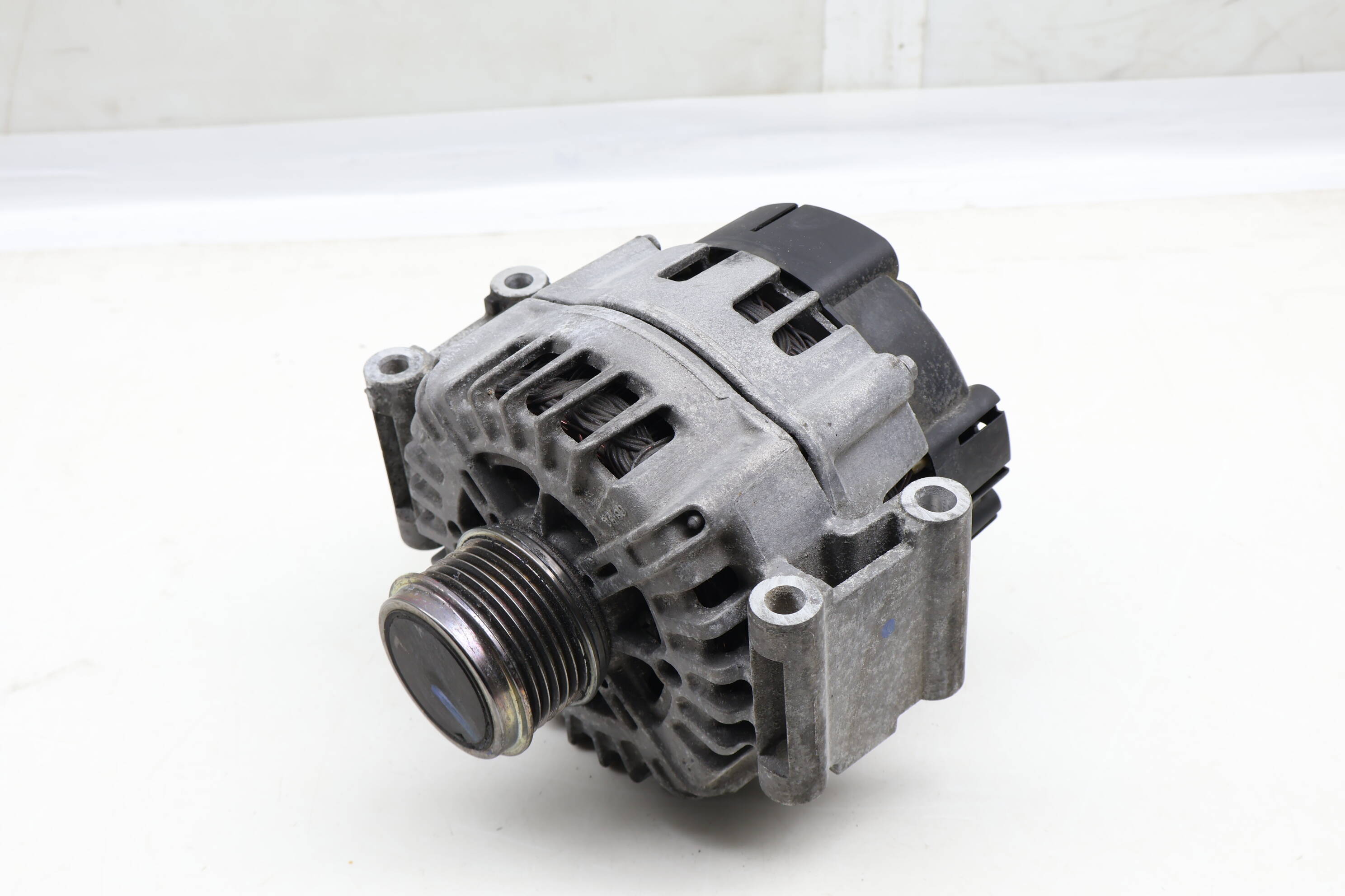 Valeo Alternator - 180 Amp 06H903018L
