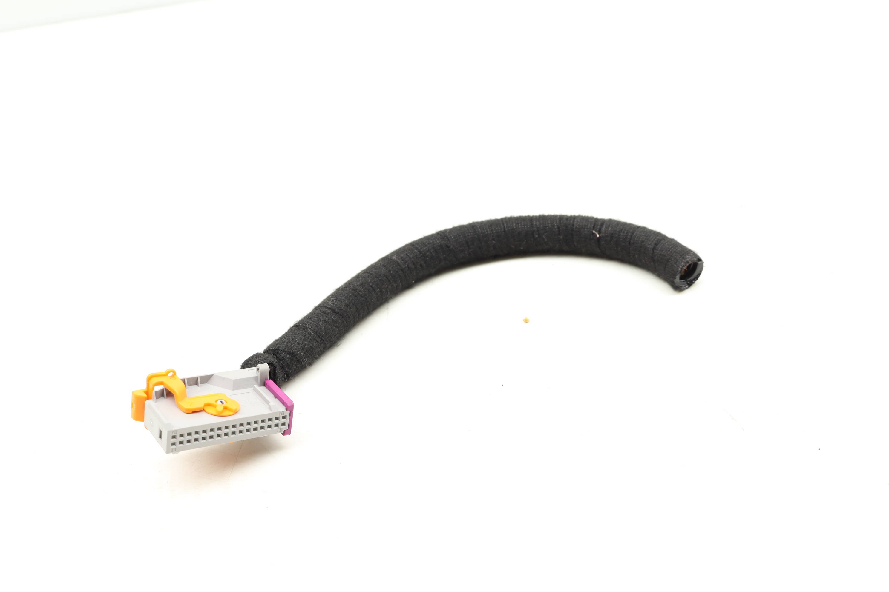 Instrument Cluster Wiring Connector / Pigtail