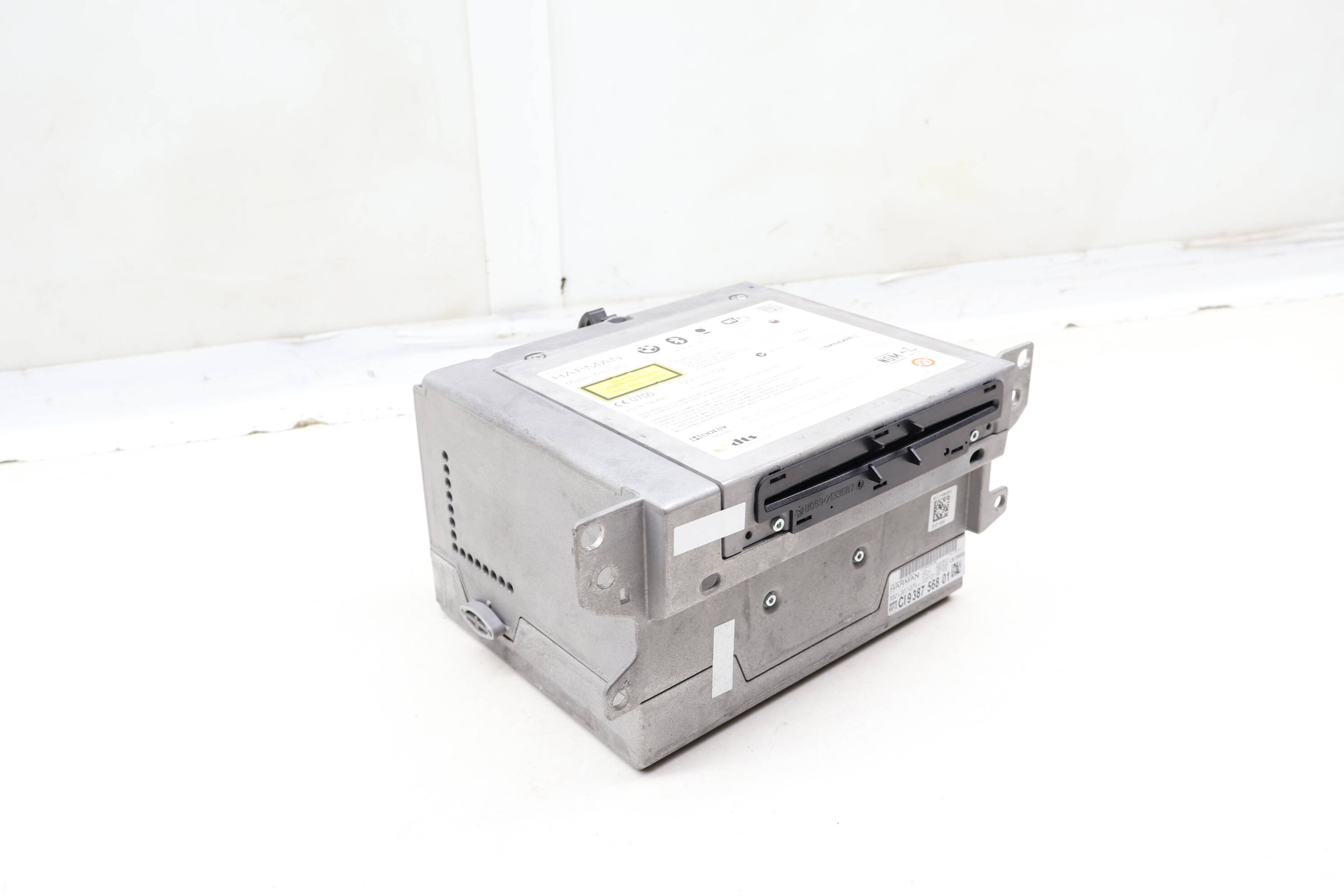 Headunit&#x20;&#x2F;&#x20;Head&#x20;Unit&#x20;65129387568