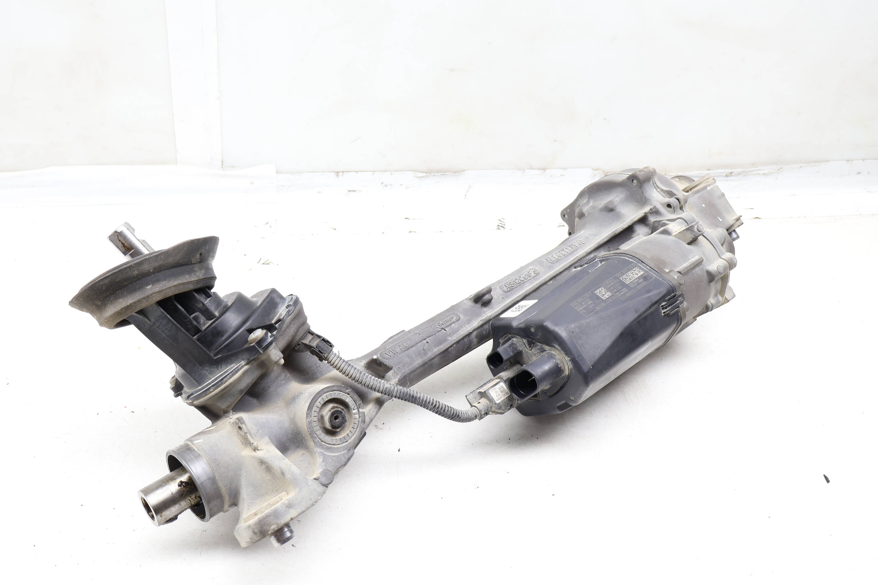 Power&#x20;Steering&#x20;Rack&#x20;&#x2F;&#x20;Gear&#x20;3QF423051B