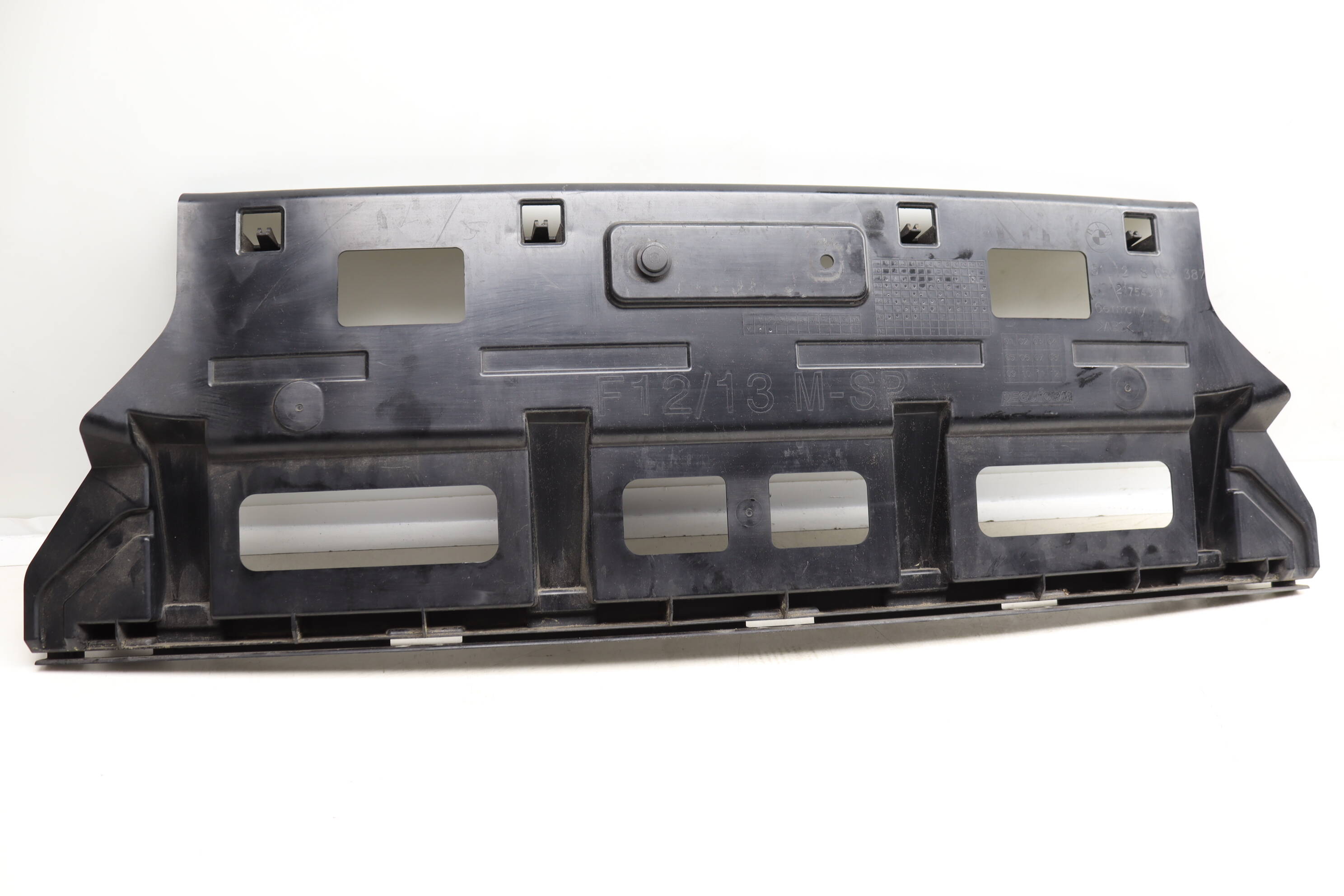 Center&#x20;Bumper&#x20;Mount&#x20;Bracket&#x20;51128050387