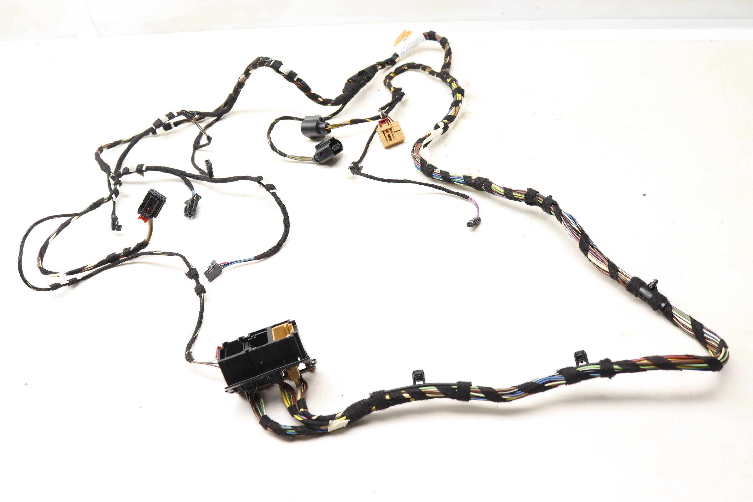 Hatch / Trunk Wiring Harness 3CN971147A