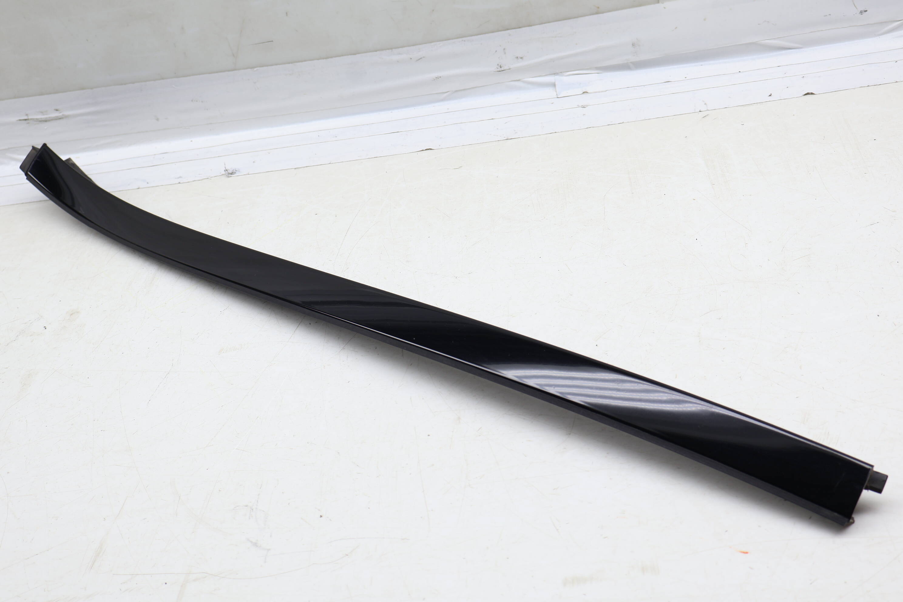 Windshield Side Trim / Water Deflector 2536902903