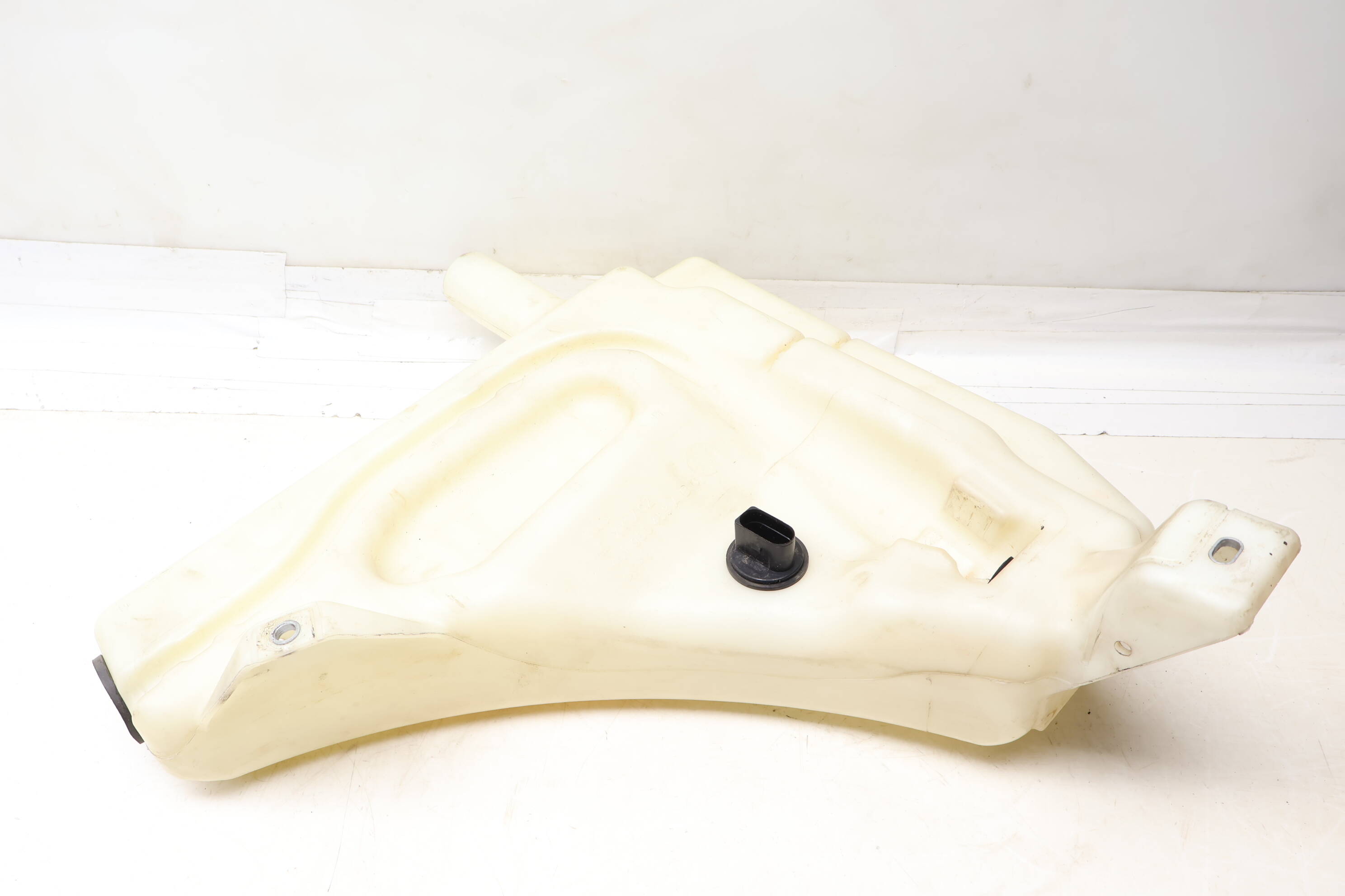 Windshield Washer Reservoir / Tank 4L0955453