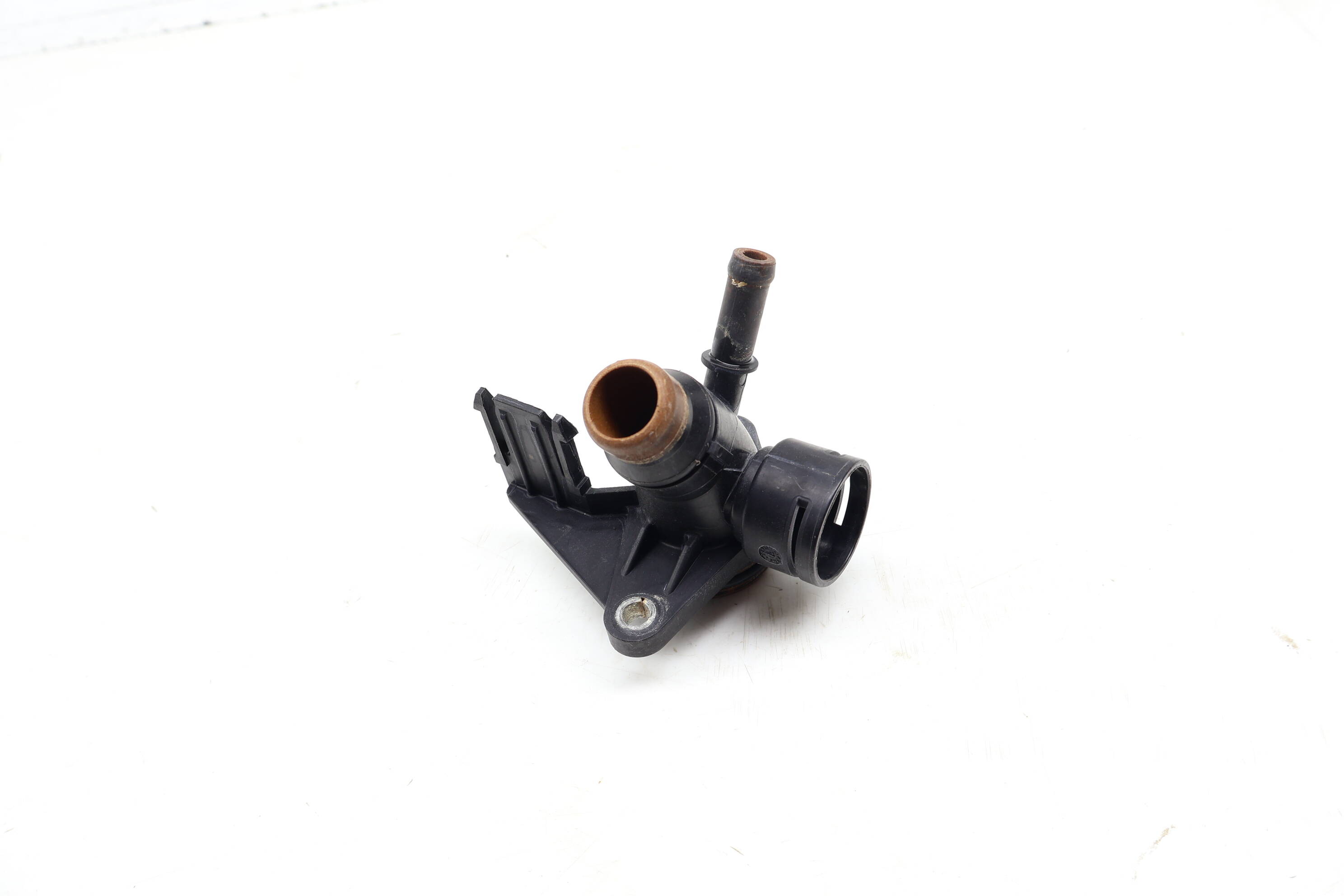 Water / Coolant Adapter 06H121132H
