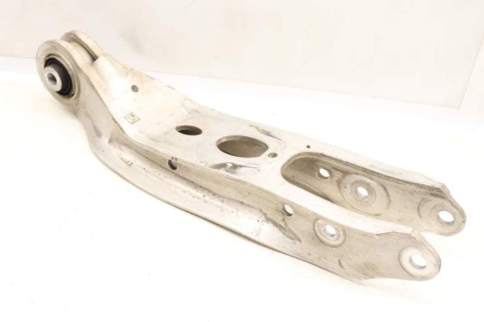 Lower Control Arm 80A505311A main product photo