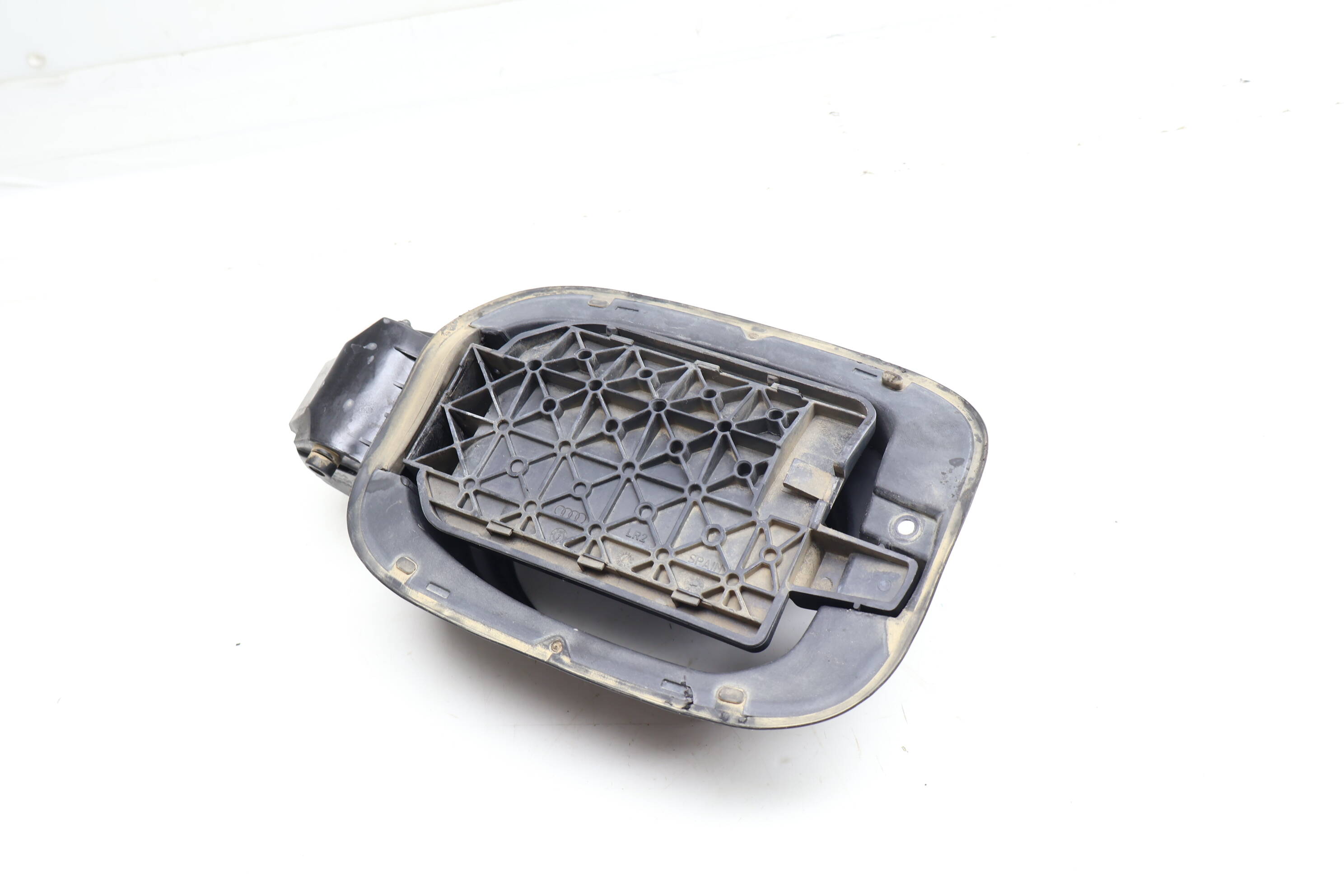 Gas / Fuel Filler Door Bracket 8R0809999B