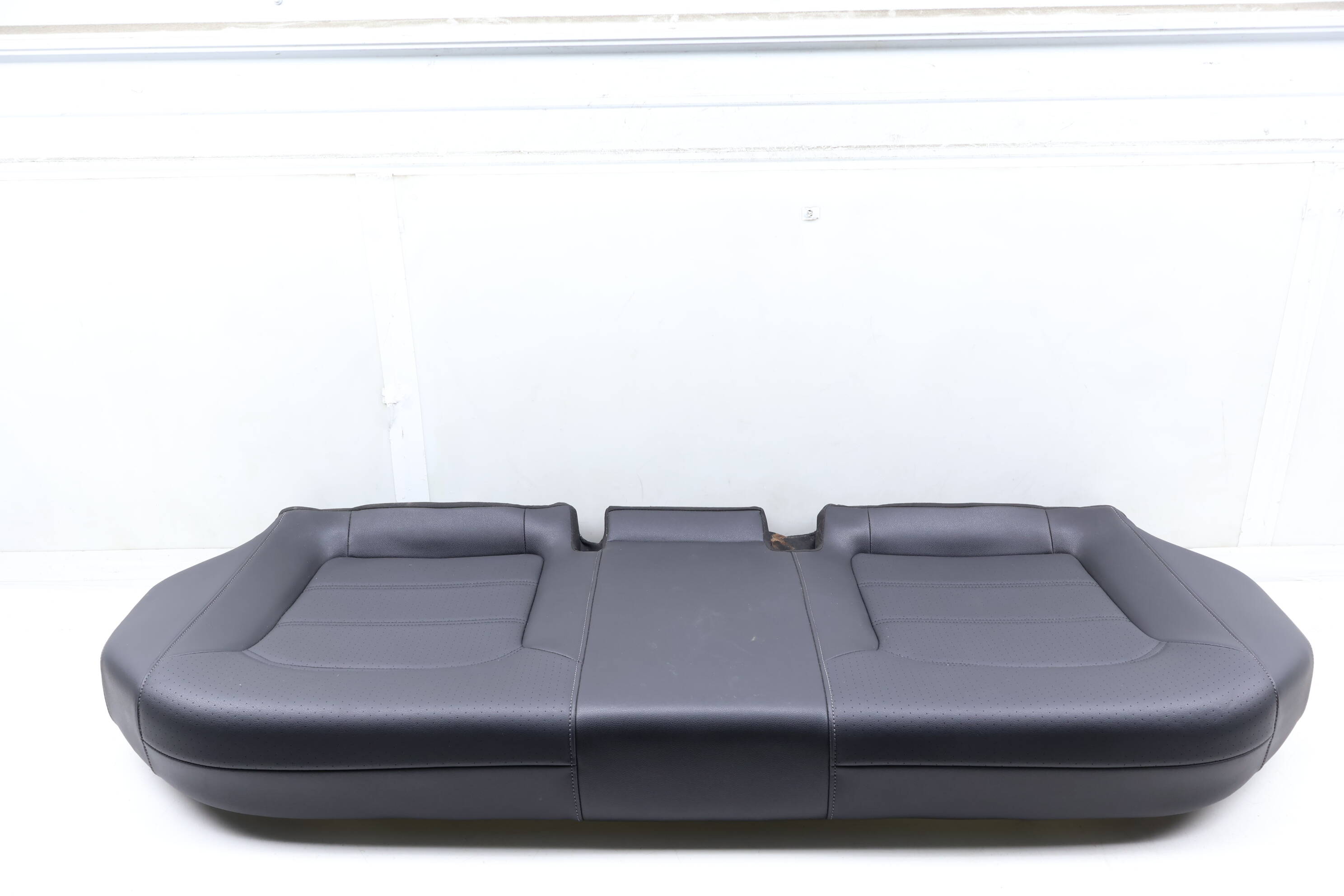 Lower Bench Seat Cushion 561885405CA