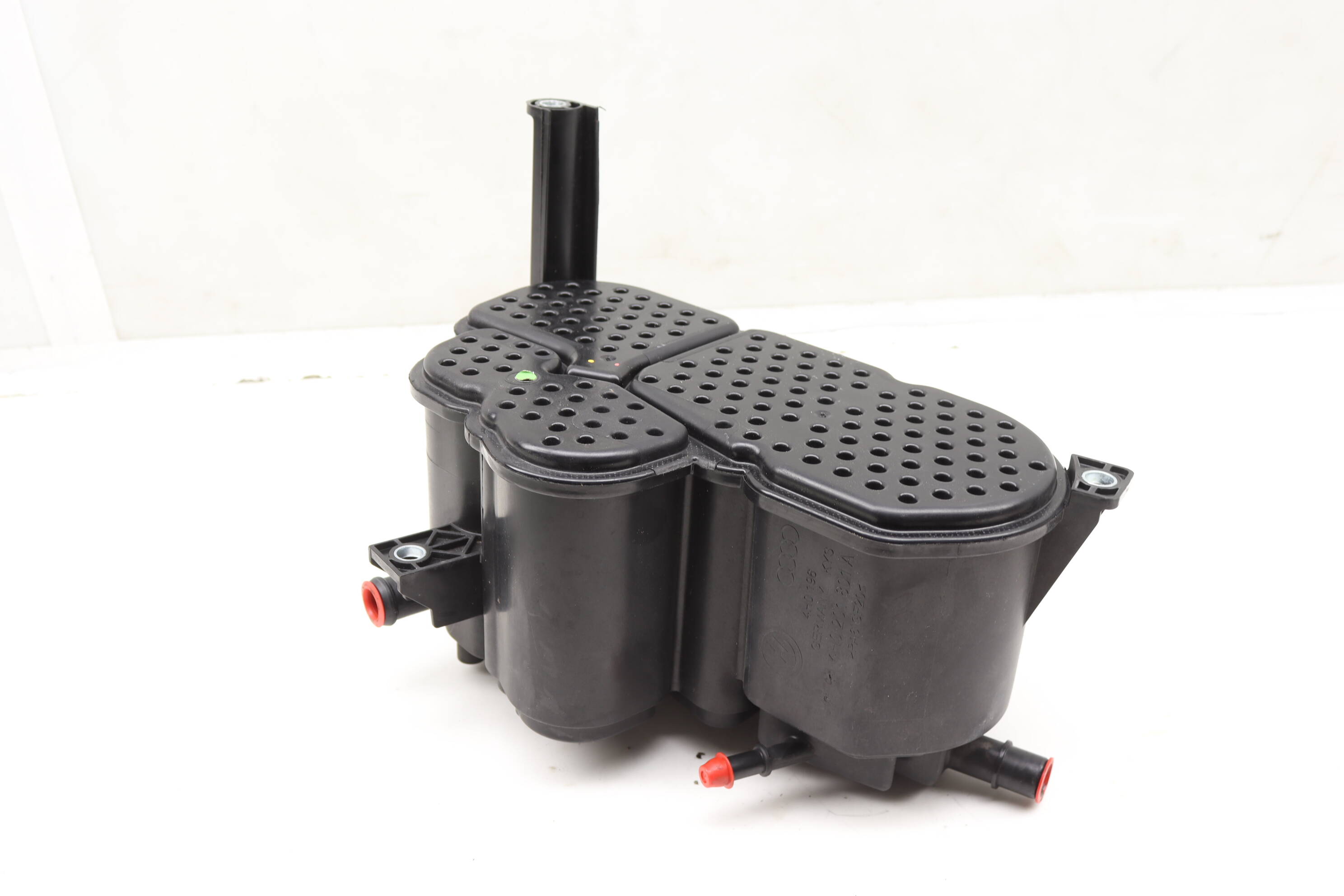 Charcoal / Fuel Vapor Canister 4H0201801A