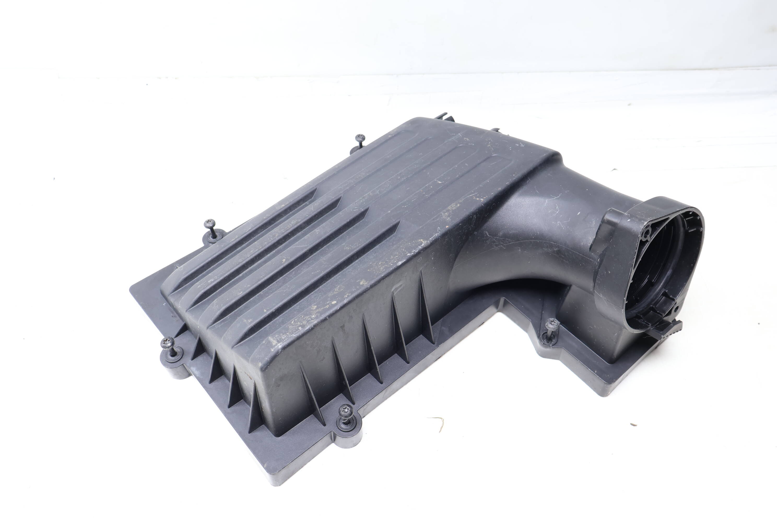 Engine Air Filter Box / Housing (Upper) 5Q0129607BB