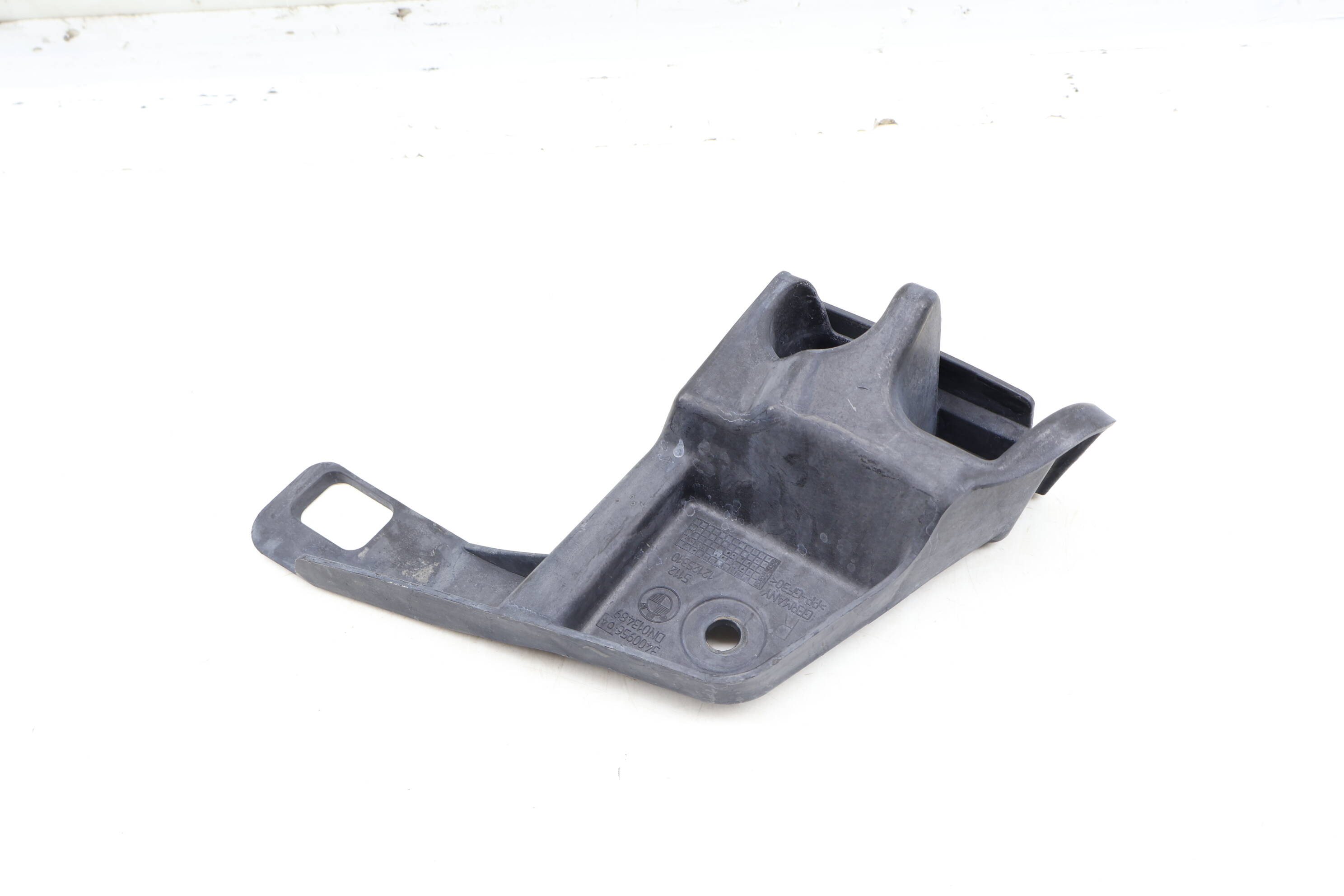 Bumper Corner Mount / Bracket 51123400956