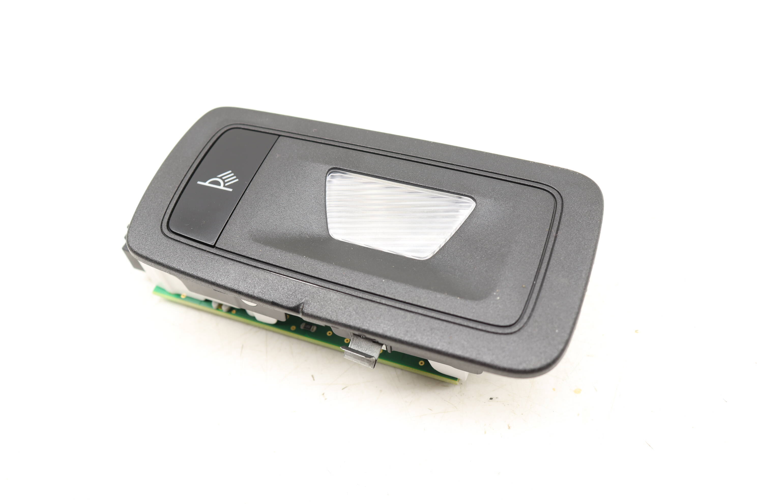 Dome Reading Light 95B947304A