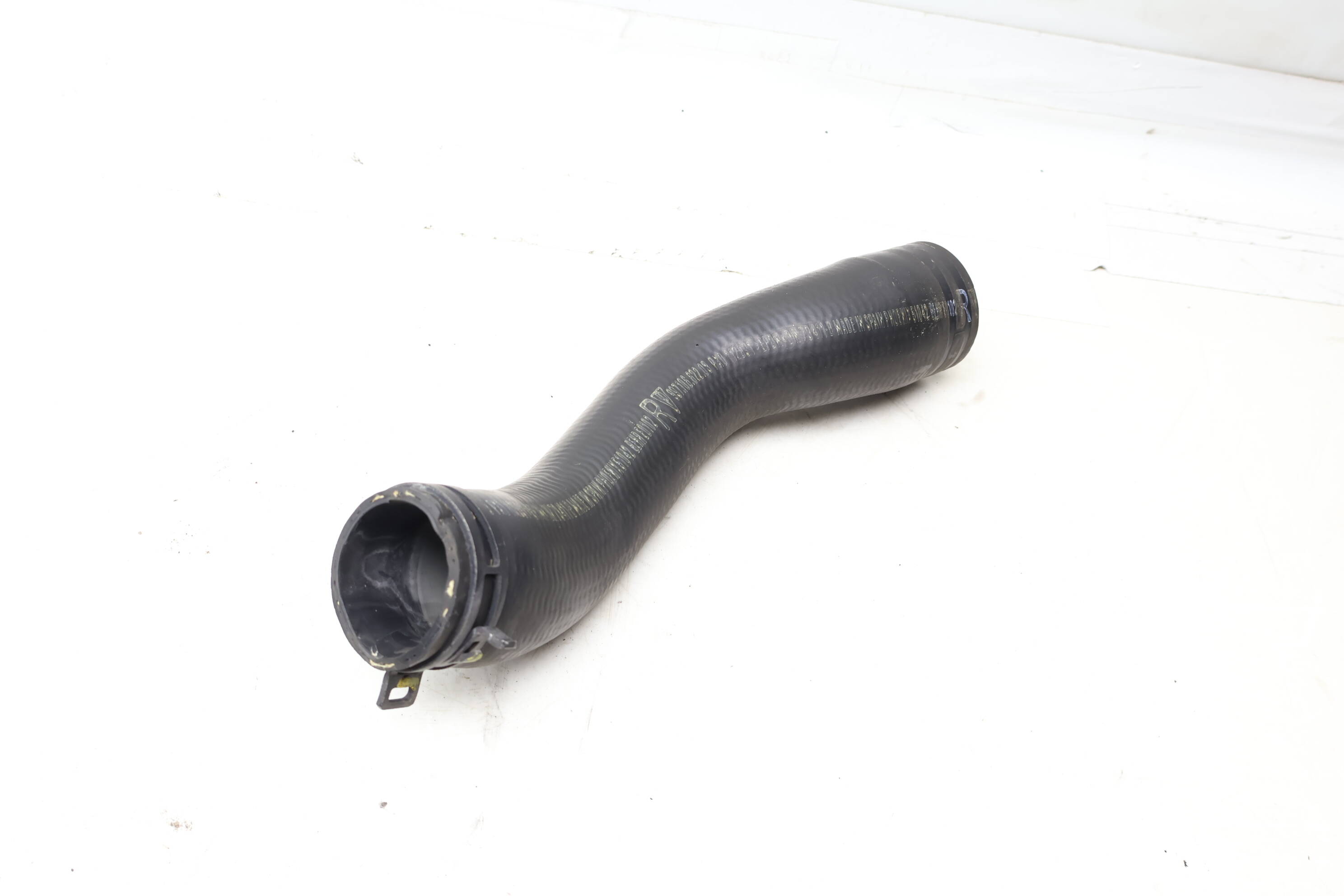 Radiator Coolant Hose / Line (Supply) 99710662203