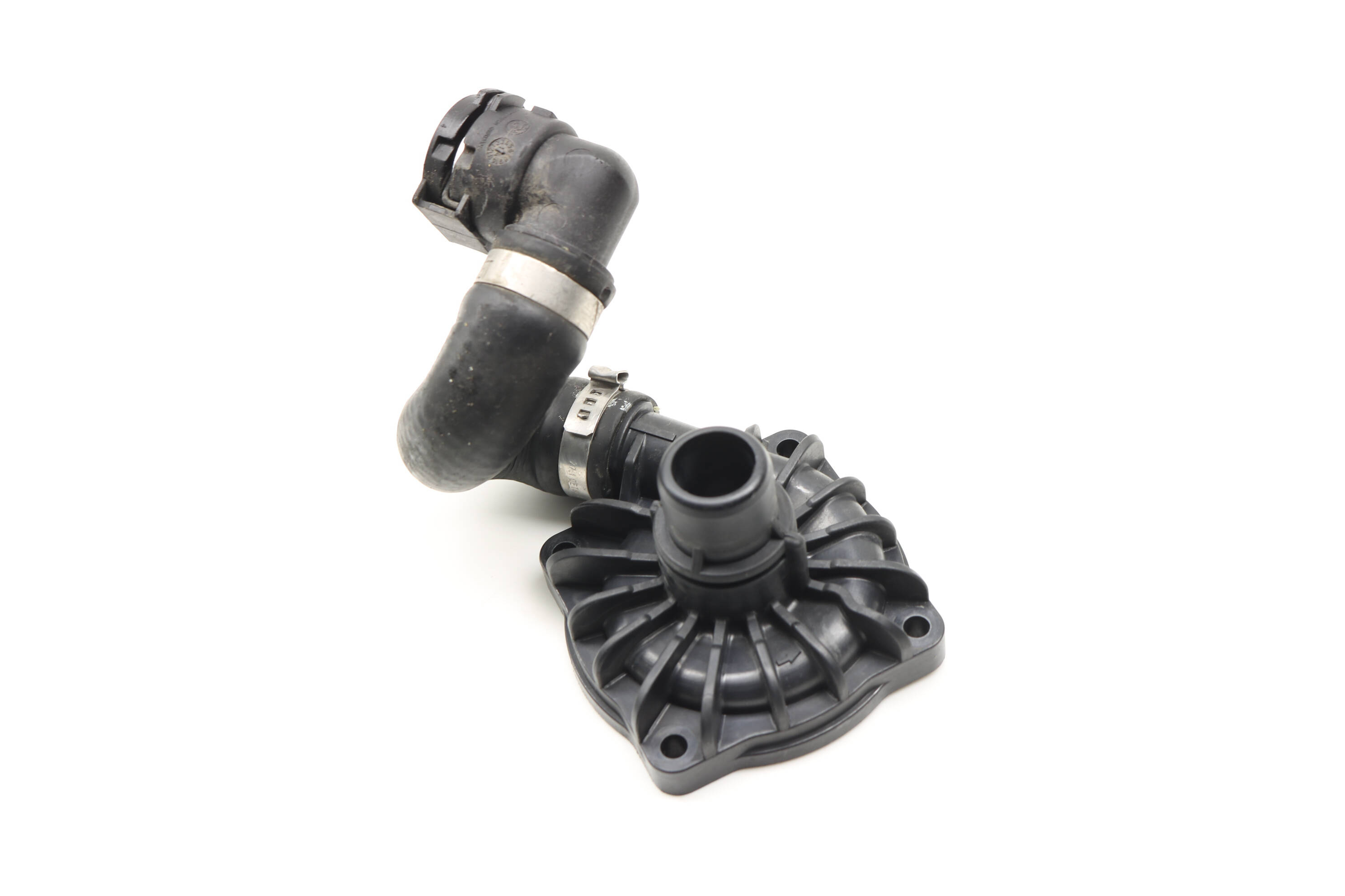 Auxiliary Coolant / Water Pump Hose 17227575390