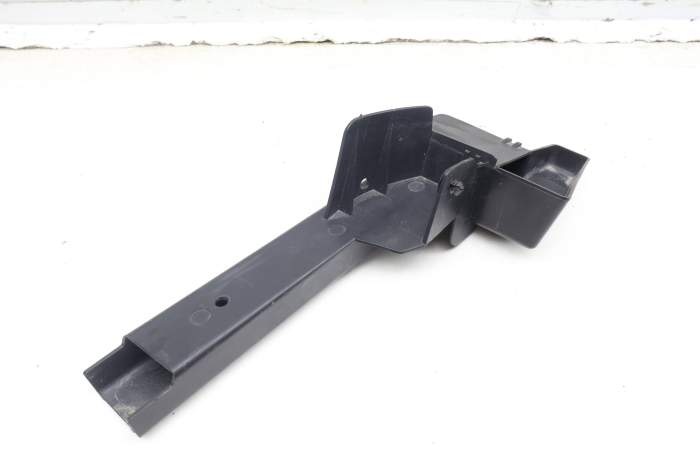 Windshield Cowl / Water Drain 51717192537 main product photo