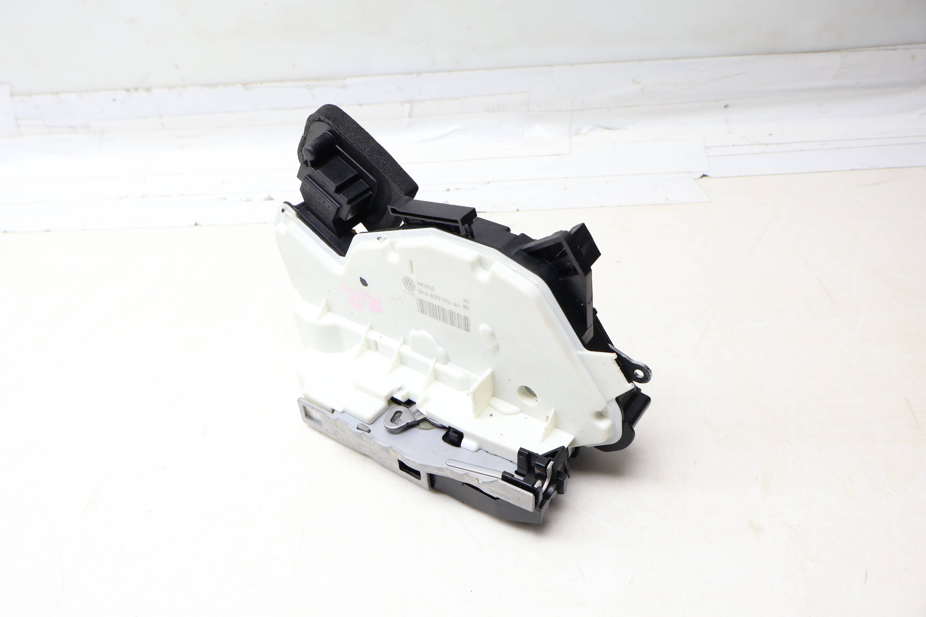 Door Latch / Lock Actuator 5K4839016AH