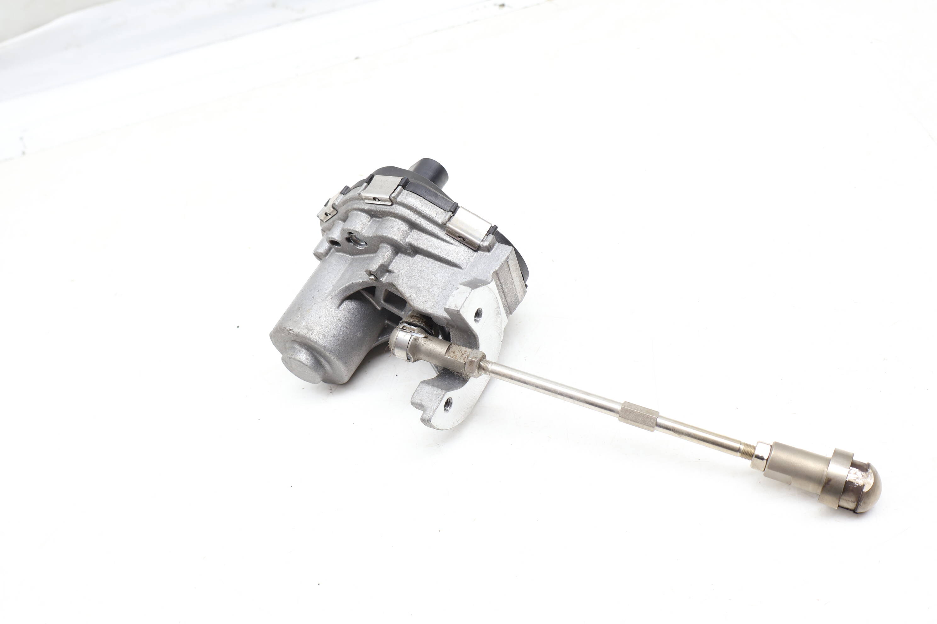 Turbo / Turbocharger Control Actuator Motor 06K145655B