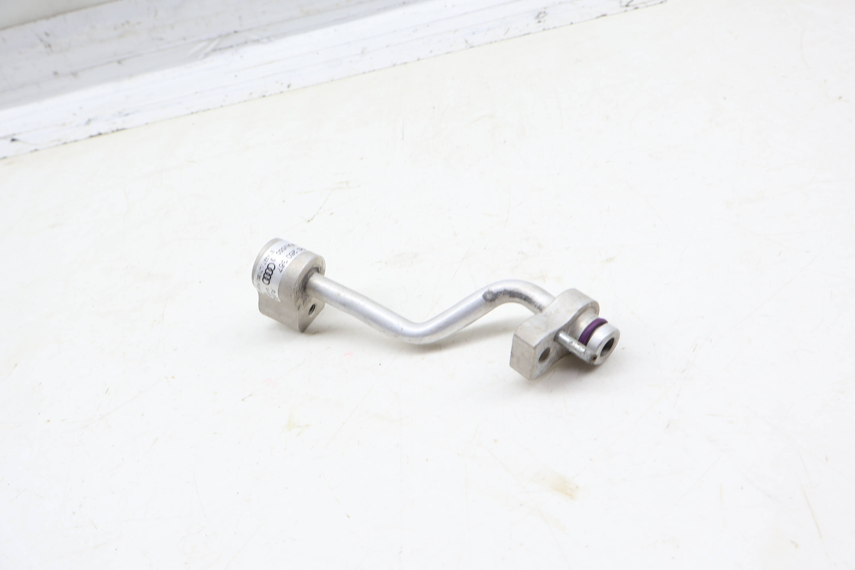 Ac Hose / Line / Pipe Adapter 8R0260367