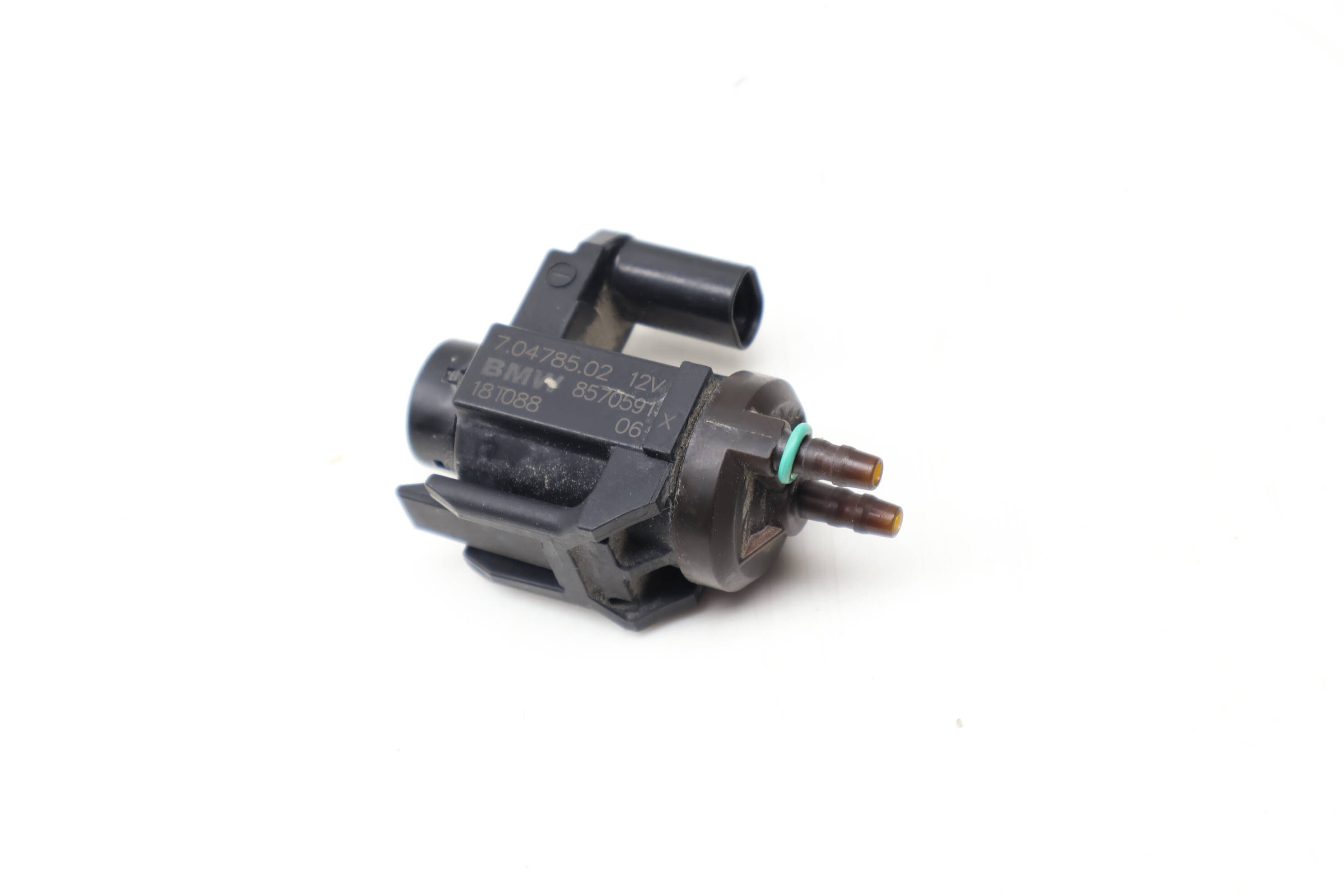 Electric Valve / Vacuum Solenoid 11748570591