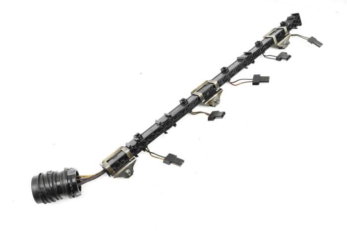 Engine / Injector Wiring Harness Conduit 07Z971826 main product photo