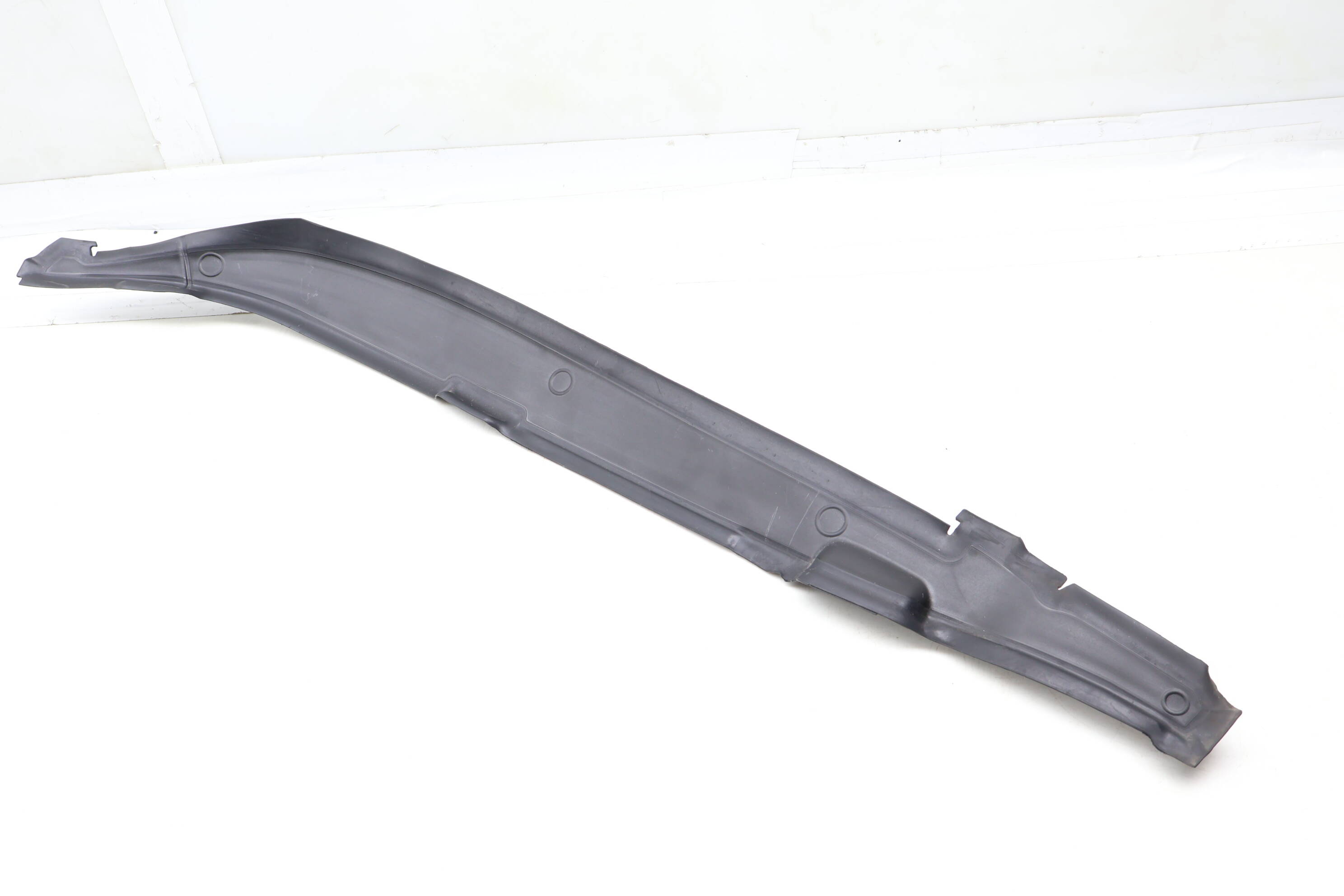 Inner Fender End Plate / Cover 11K821112