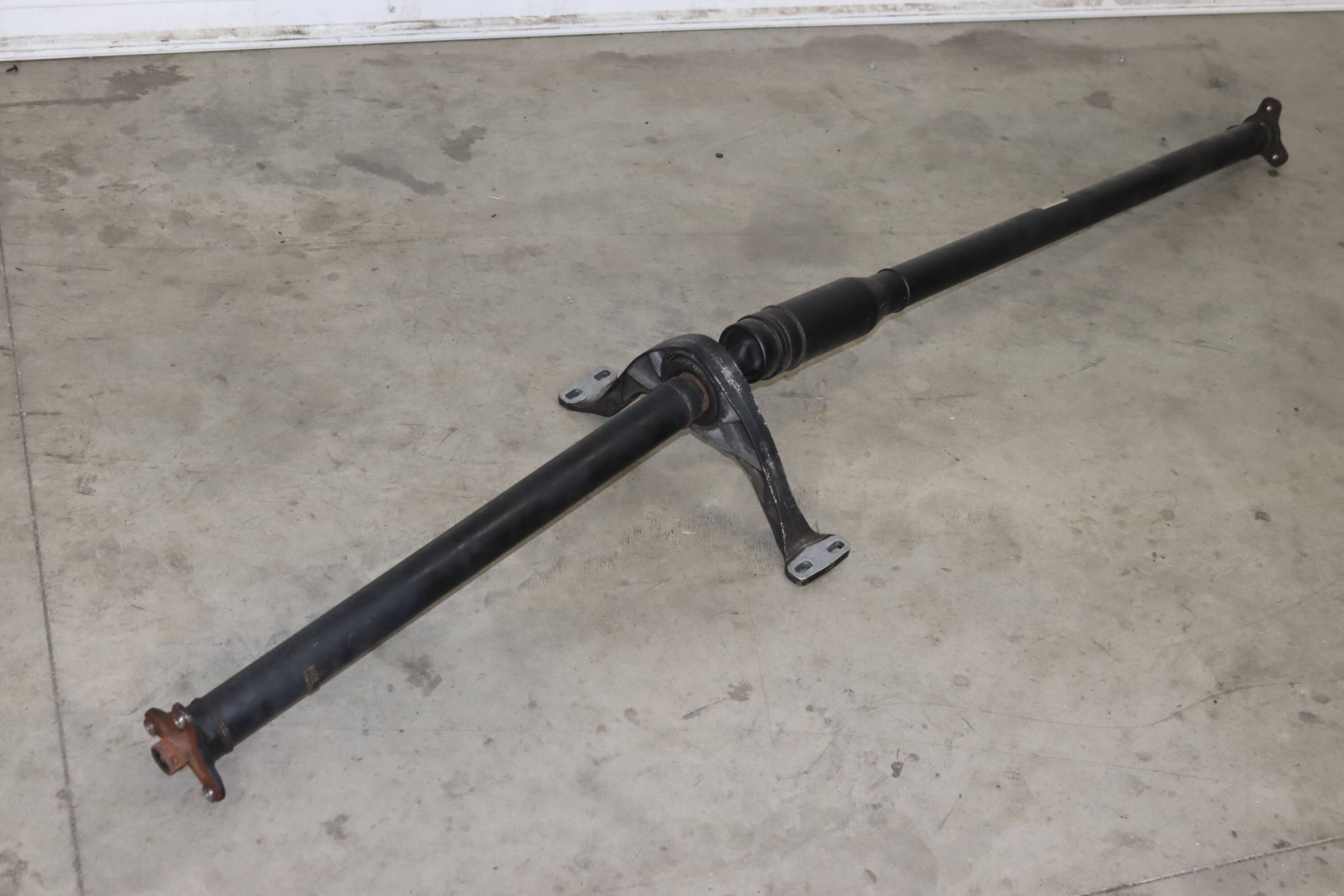 Driveshaft / Propeller Shaft 5Q0521101AT