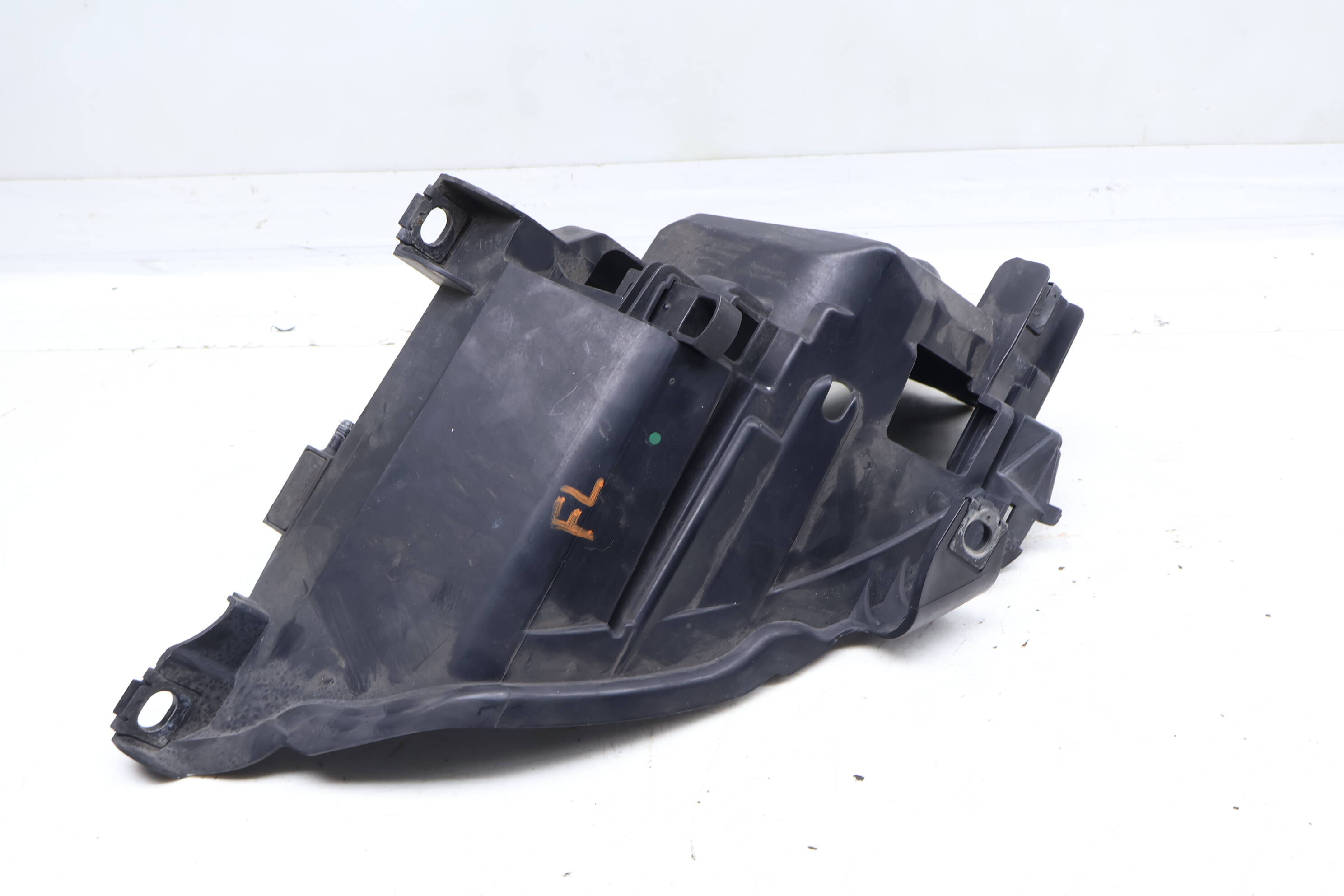 Headlight / Headlamp Mount Bracket 4L0941613B