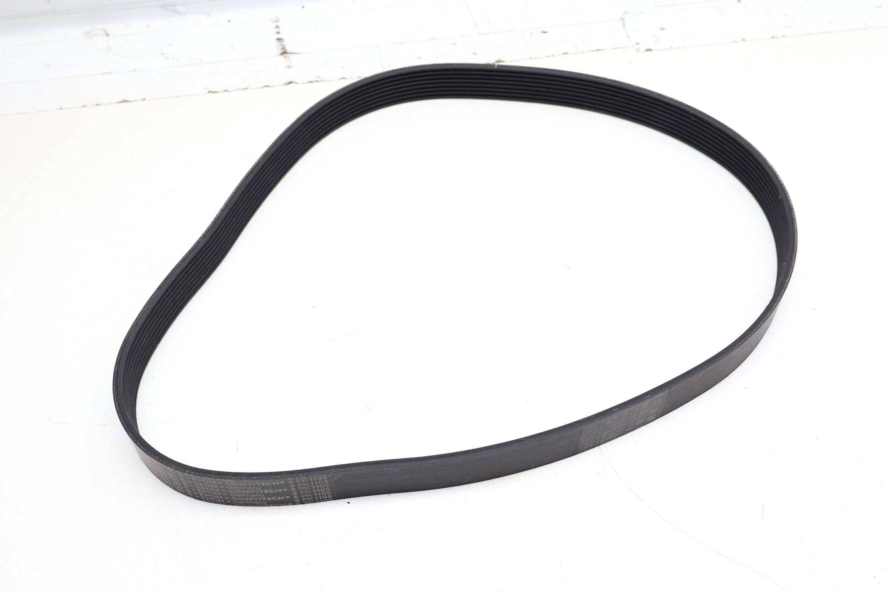 Serpentine / Accessory Drive Belt 06Q903137B