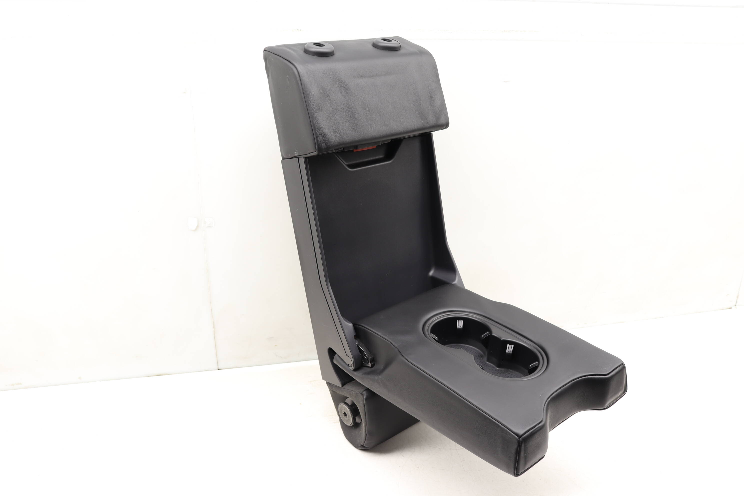 Seat Armrest / Cup Holder (Center) 95B885081G