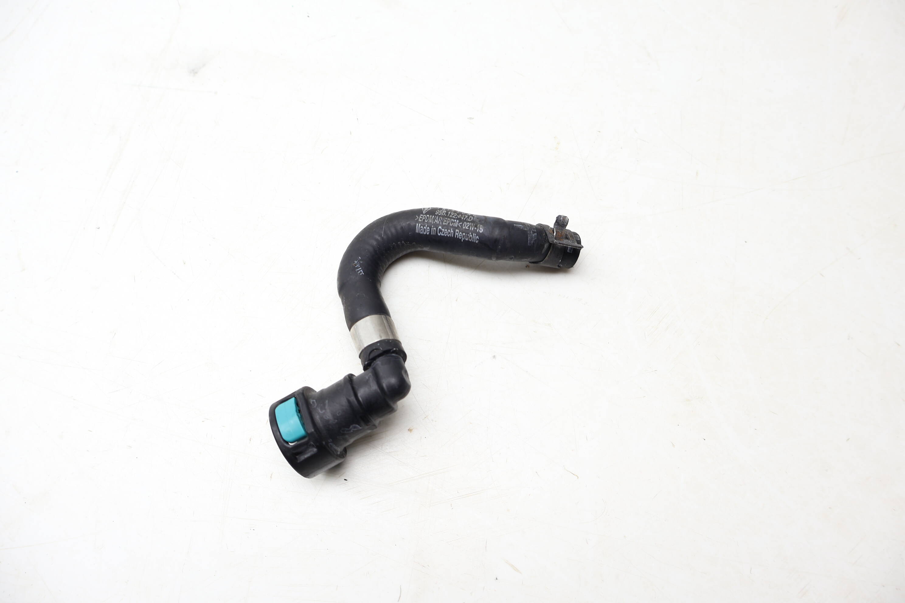 Coolant Breather Line / Hose 95B122447D
