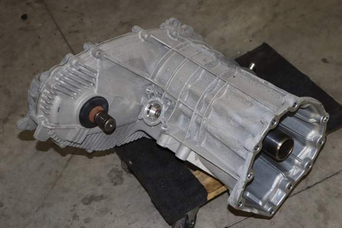 Transfer Case / Box 0C2341041L 95834101308 main product photo