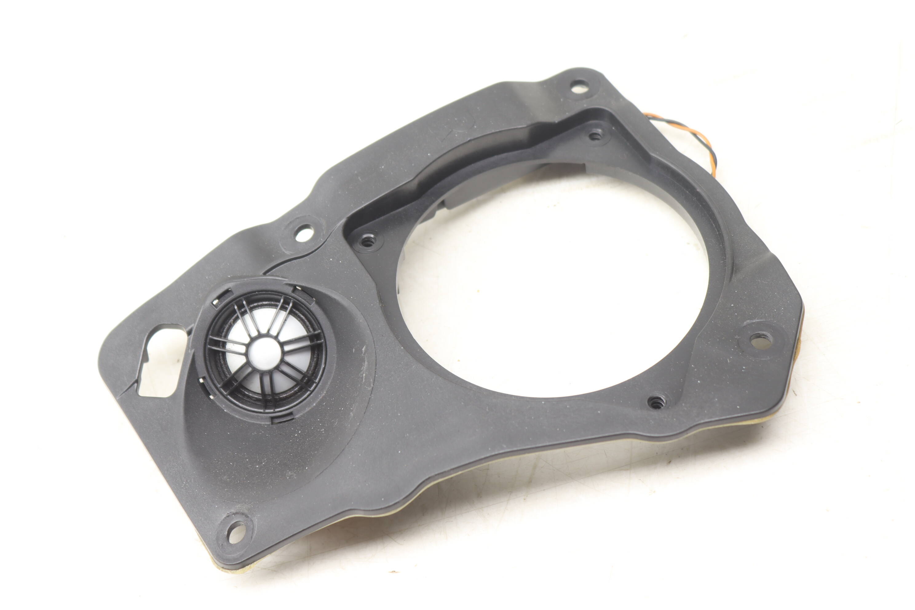 Deck&#x20;Tweeter&#x20;With&#x20;Mount&#x20;&#x2F;&#x20;Bracket&#x20;65139151972