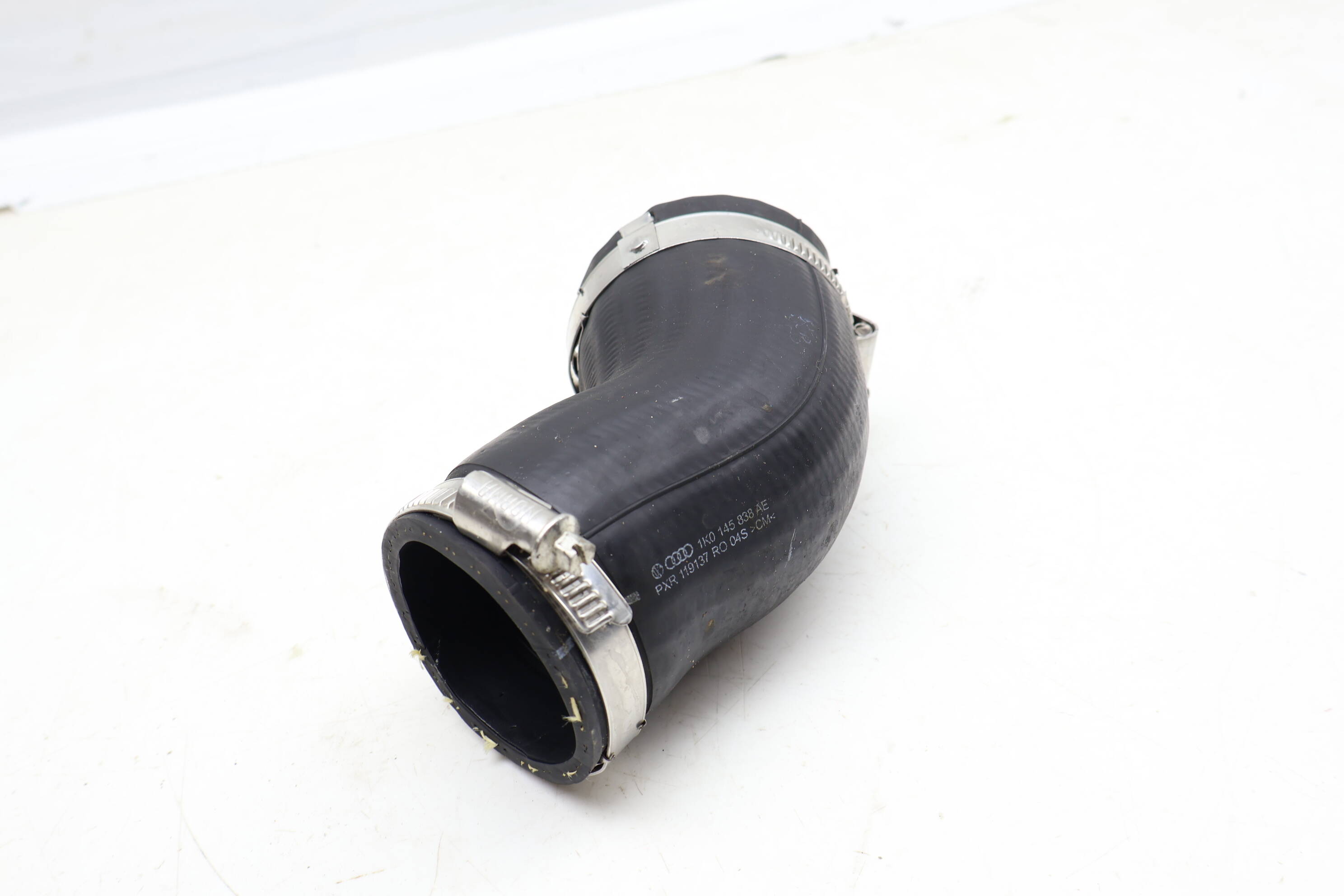 Throttle Body / Intercooler Hose 1K0145838AE