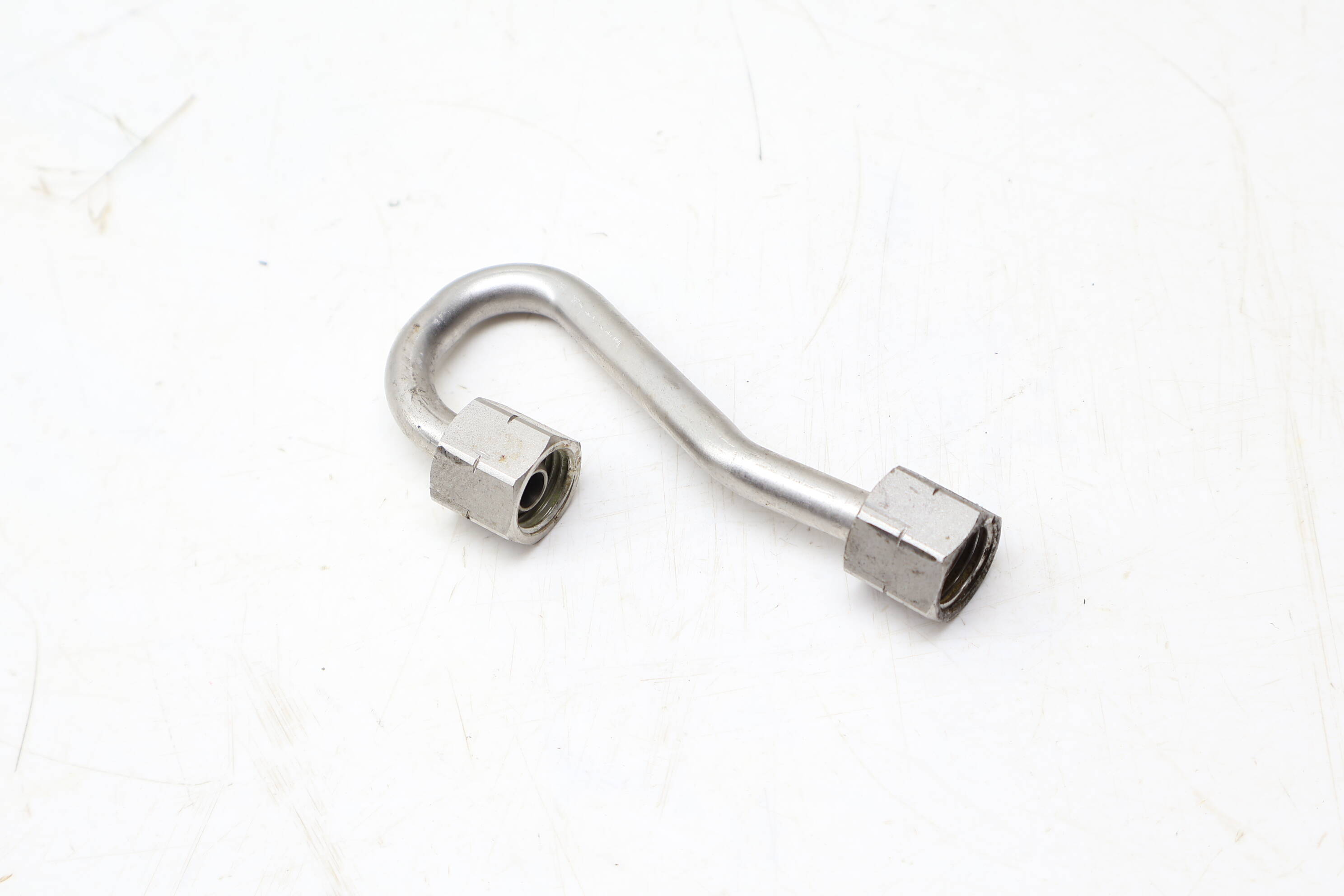 Fuel Line / Pipe 03H133321L