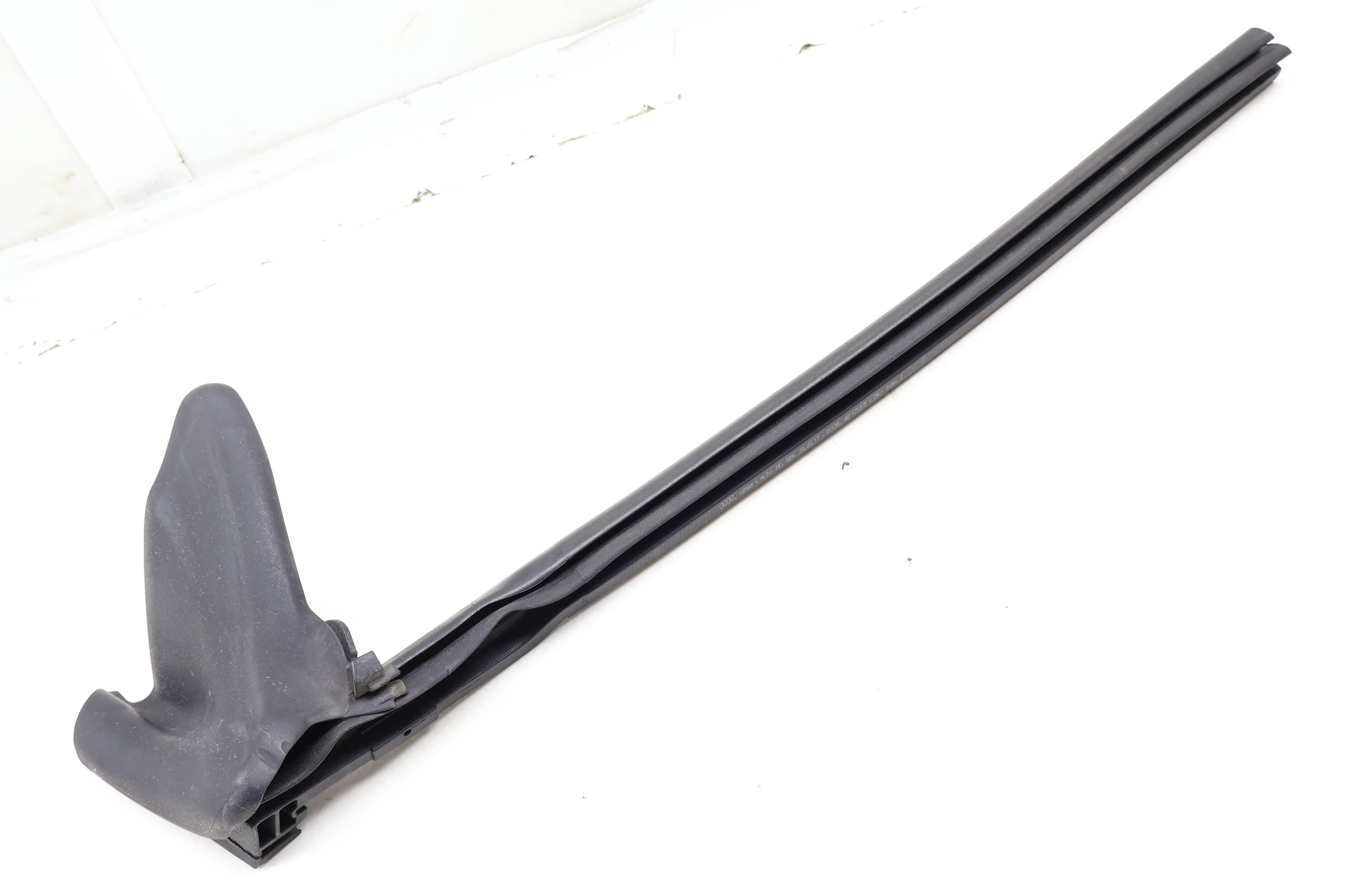 Quarter Panel Window Slot Seal / Gasket (Inner) 8W7839480A