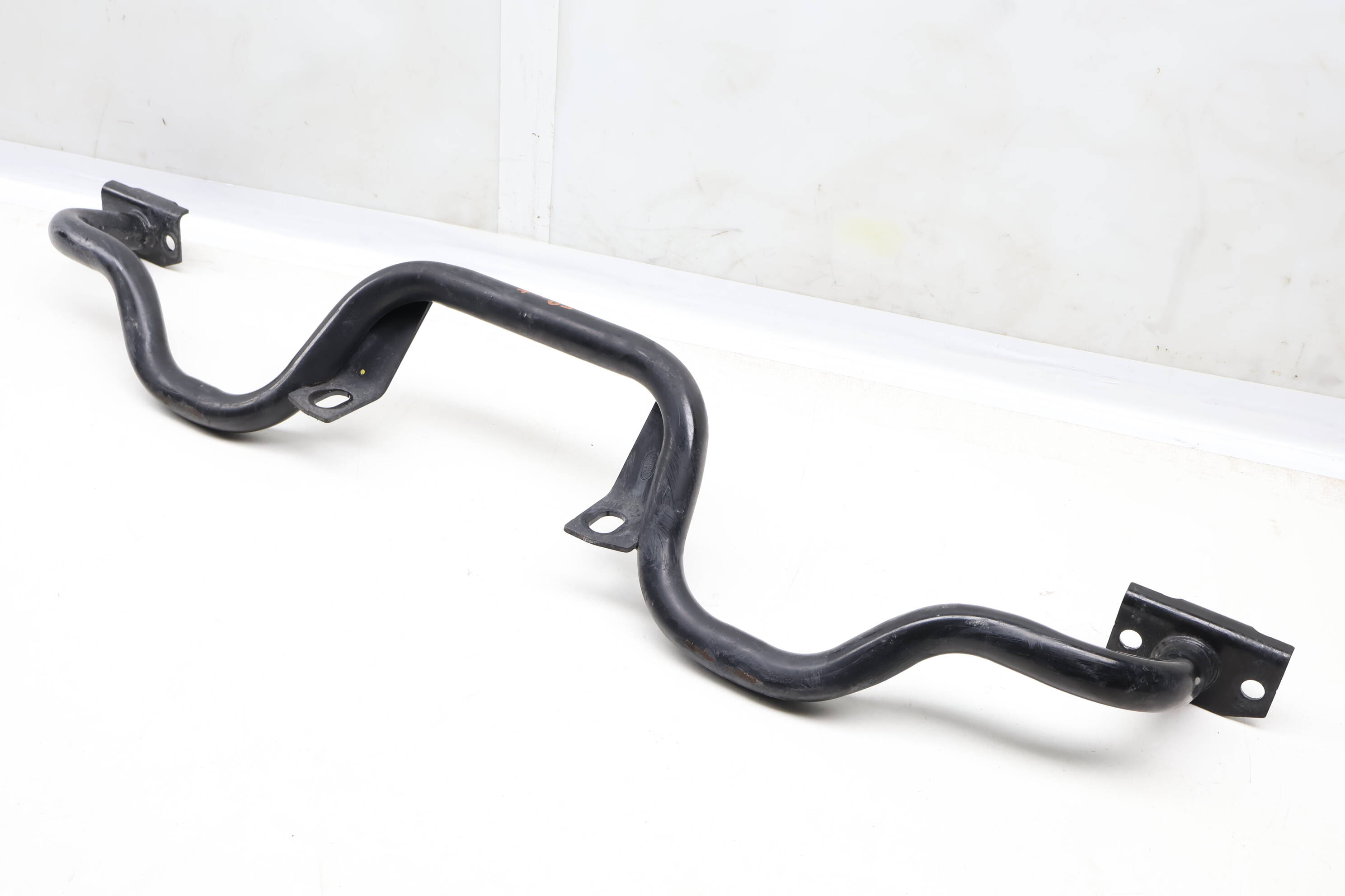 Radiator Guard Bar LR081521