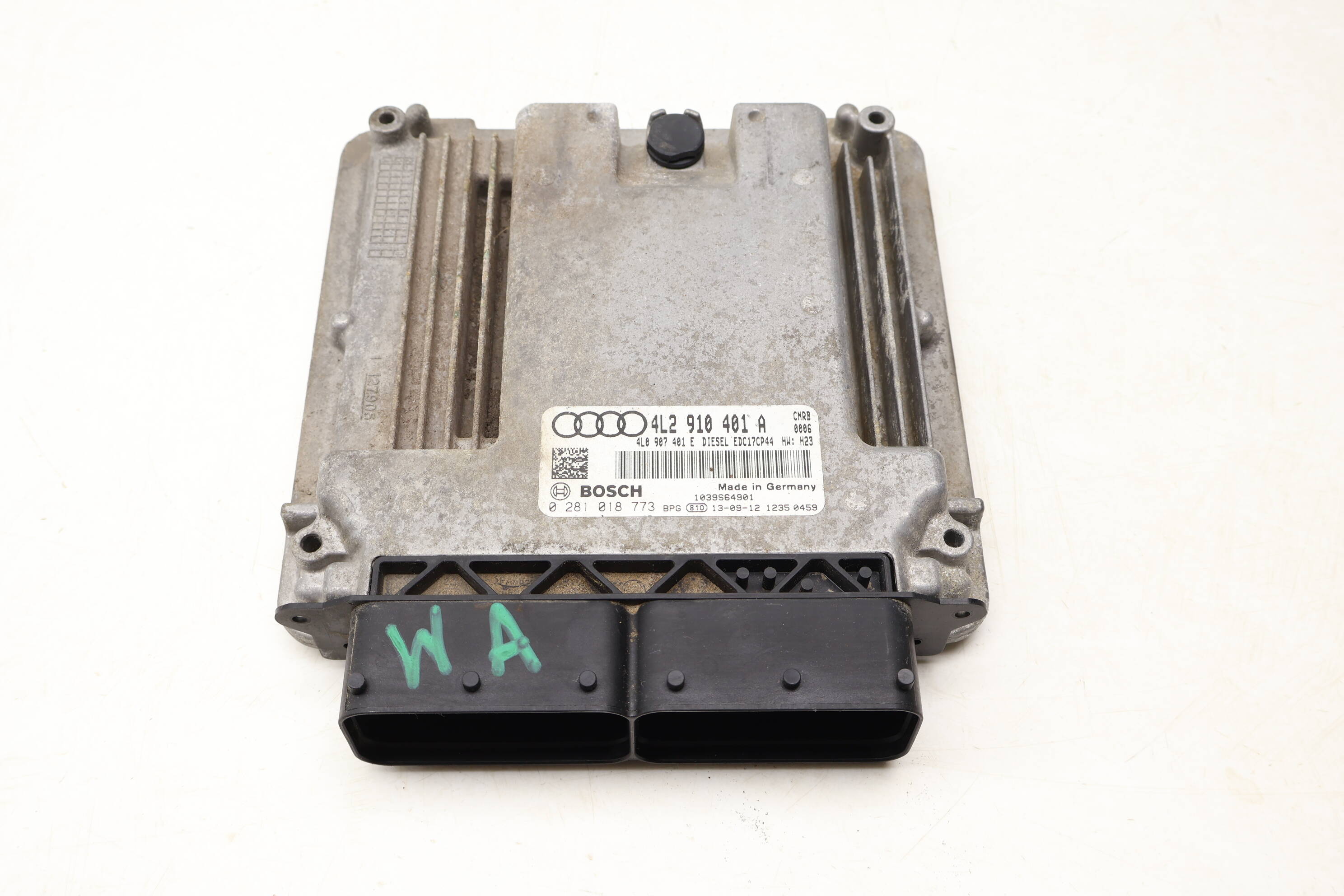 Ecu / Ecm / Engine Control Module 4L2910401A