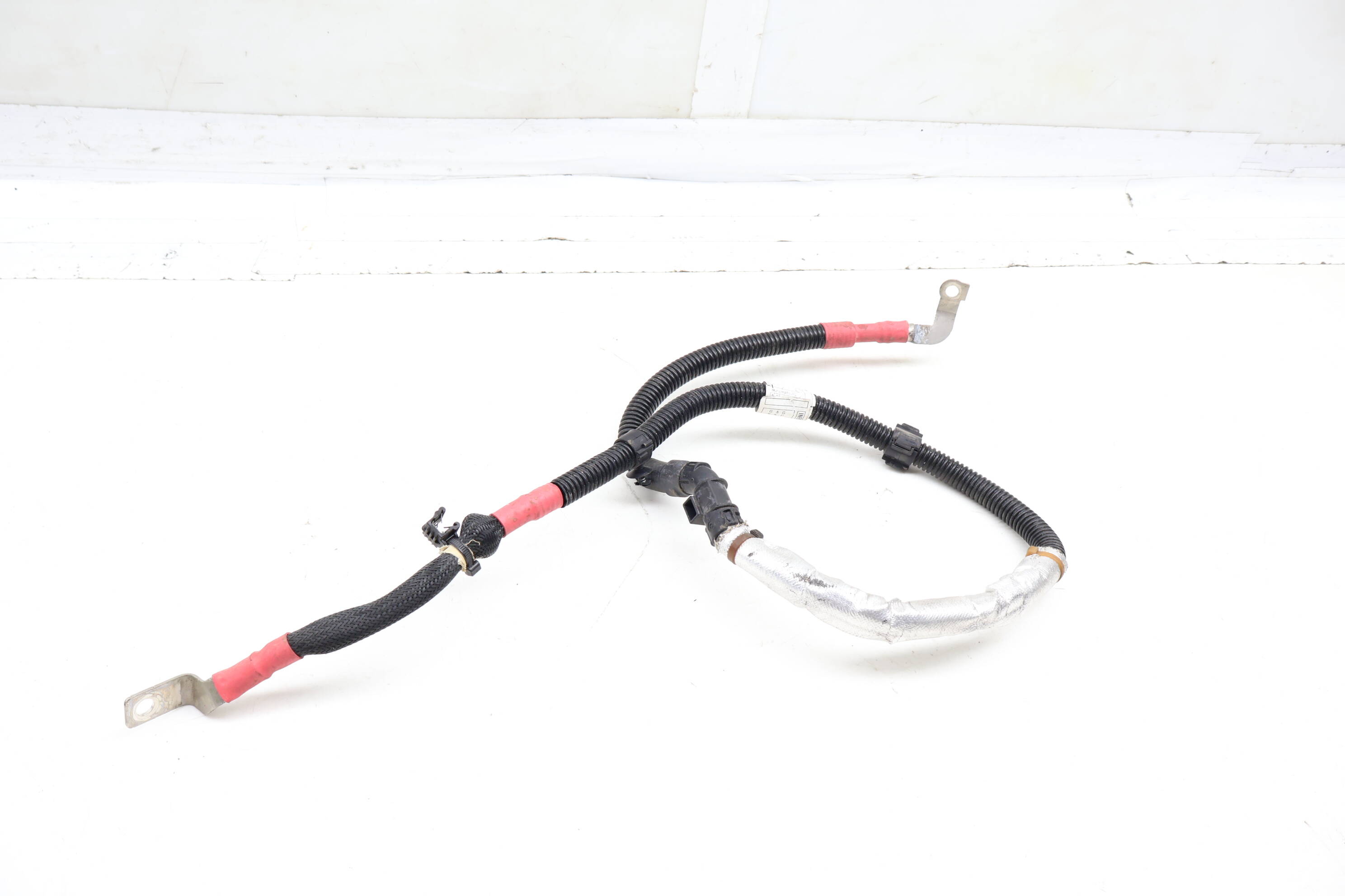 Positive (+) Battery / Alternator Cable 12428687581