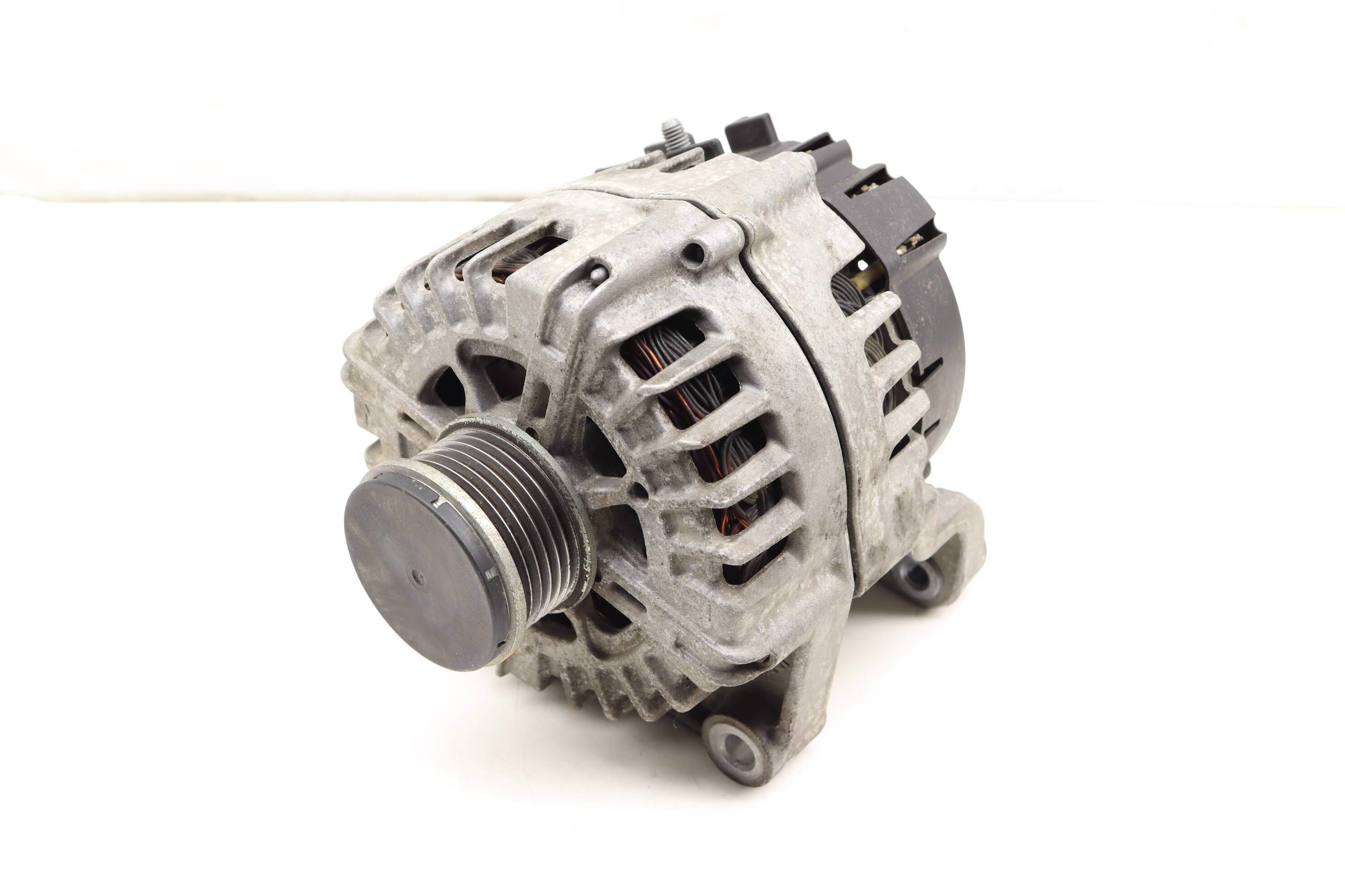 アムリタ BMW Alternator (180 Amp) (328d, 328d xDrive) 12318578609