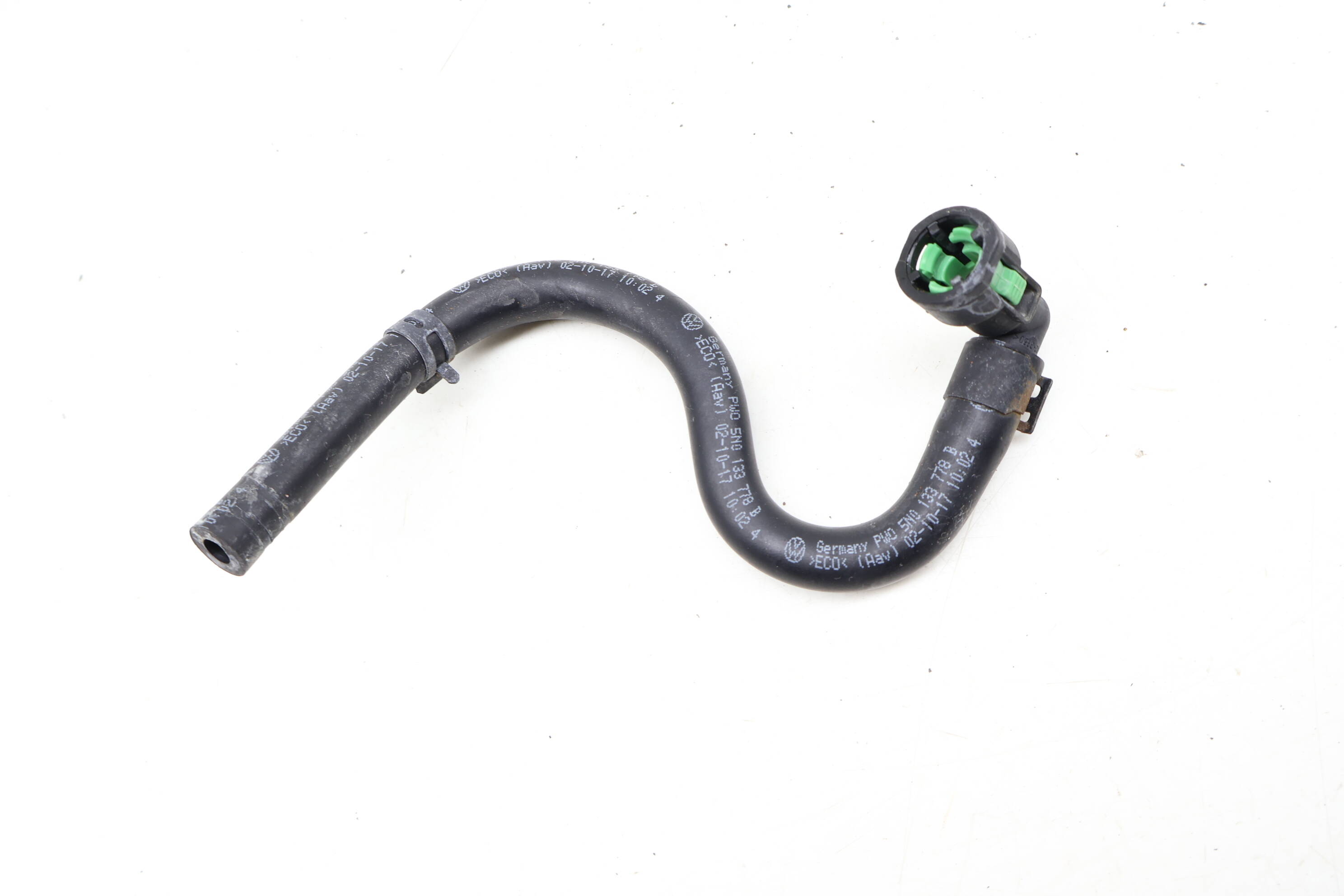 Vacuum / Breather Hose / Line 5N0133778B