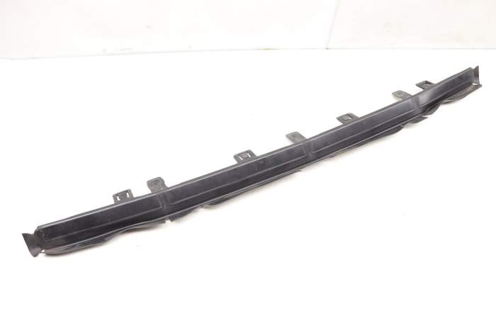 Lower Center Radiator Air Guide / Duct 80A121345AE main product photo